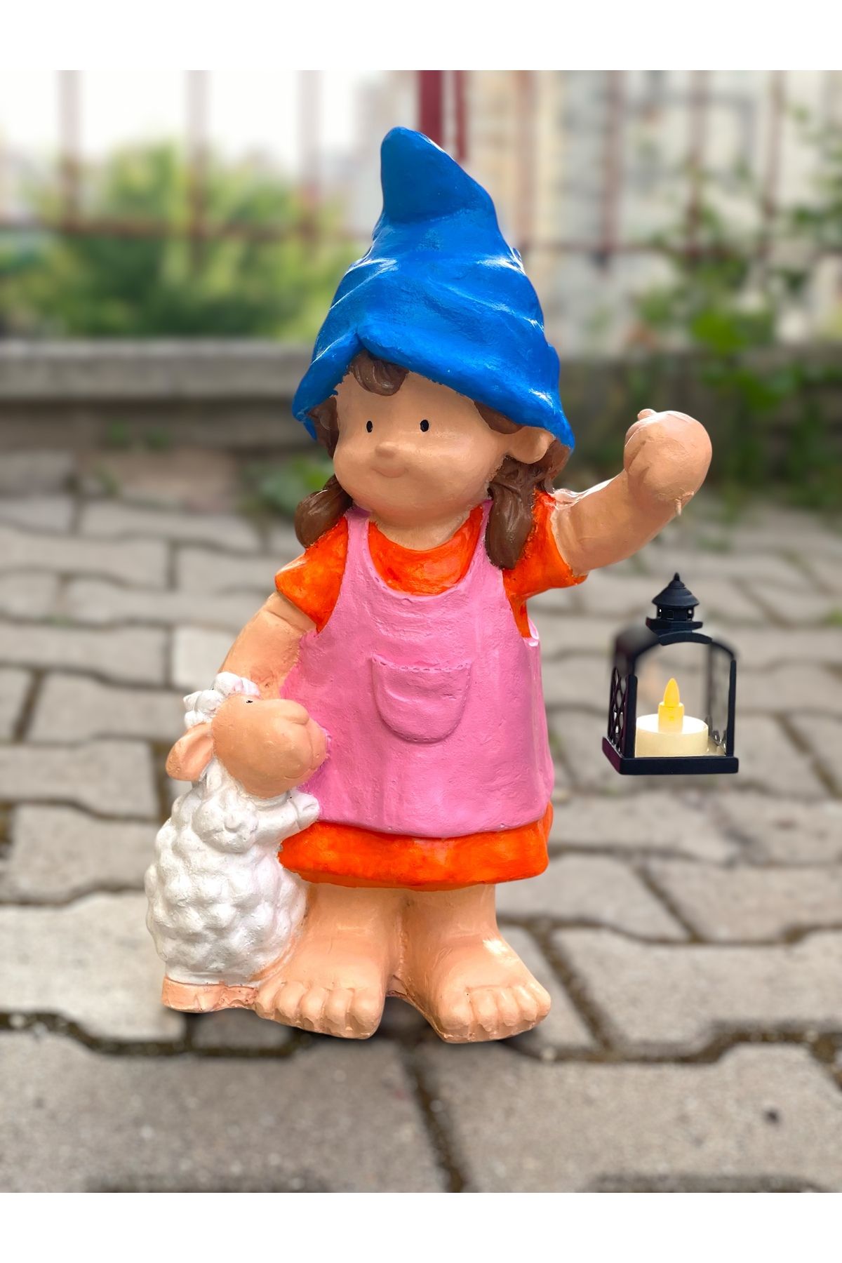 pigmalion home decor Dekoratif Bahçe Cücesi, Kız Çocuk , Fenerli Cüce Bahçe Heykeli