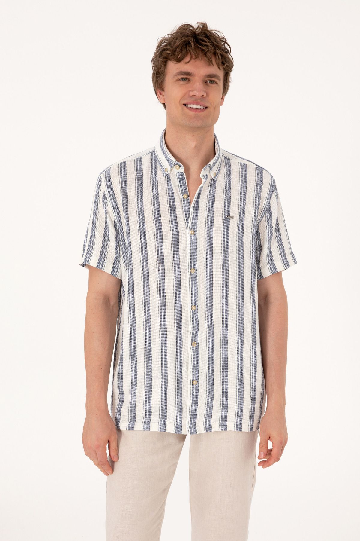 U.S. Polo Assn. Erkek Lacivert Kısa Kollu Gömlek 50299880-VR033