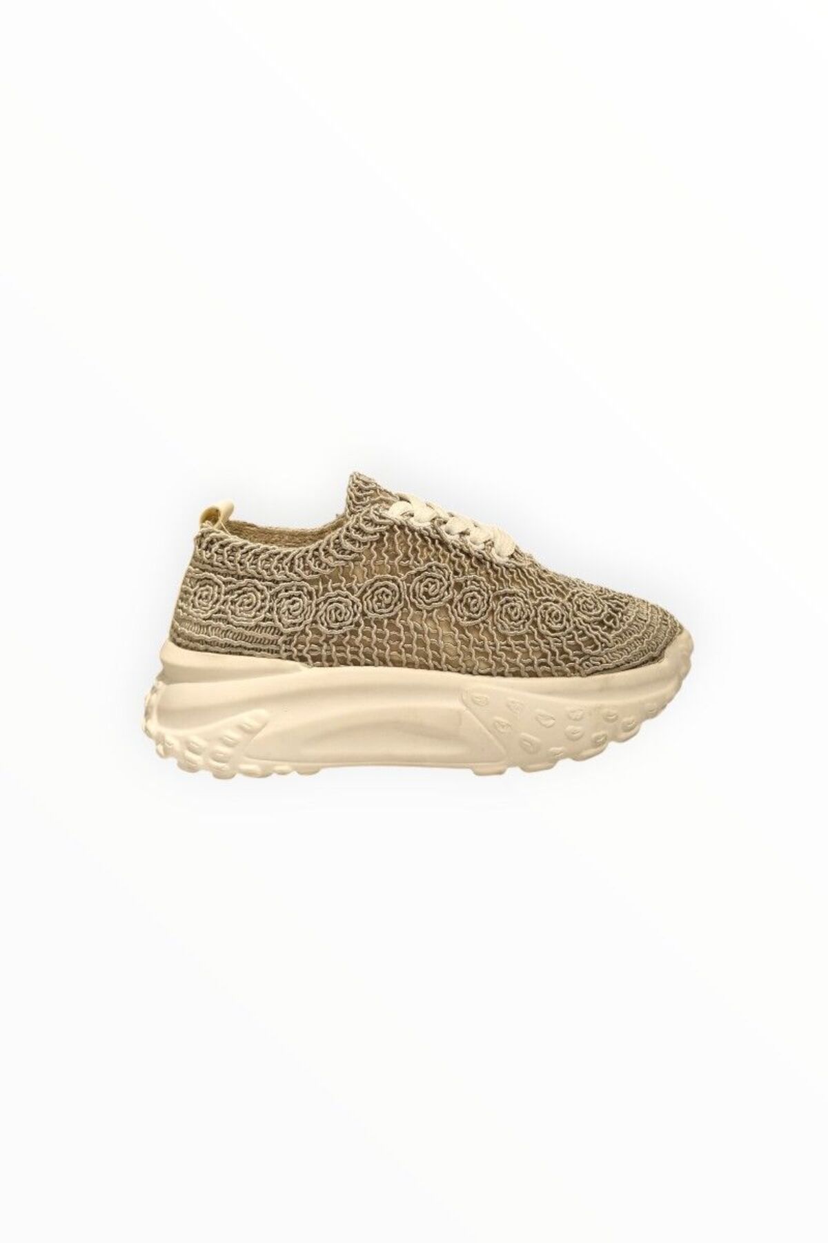 KAPSHON KADIN GÜPÜR DETAYLI BAĞCIKLI SNEAKER