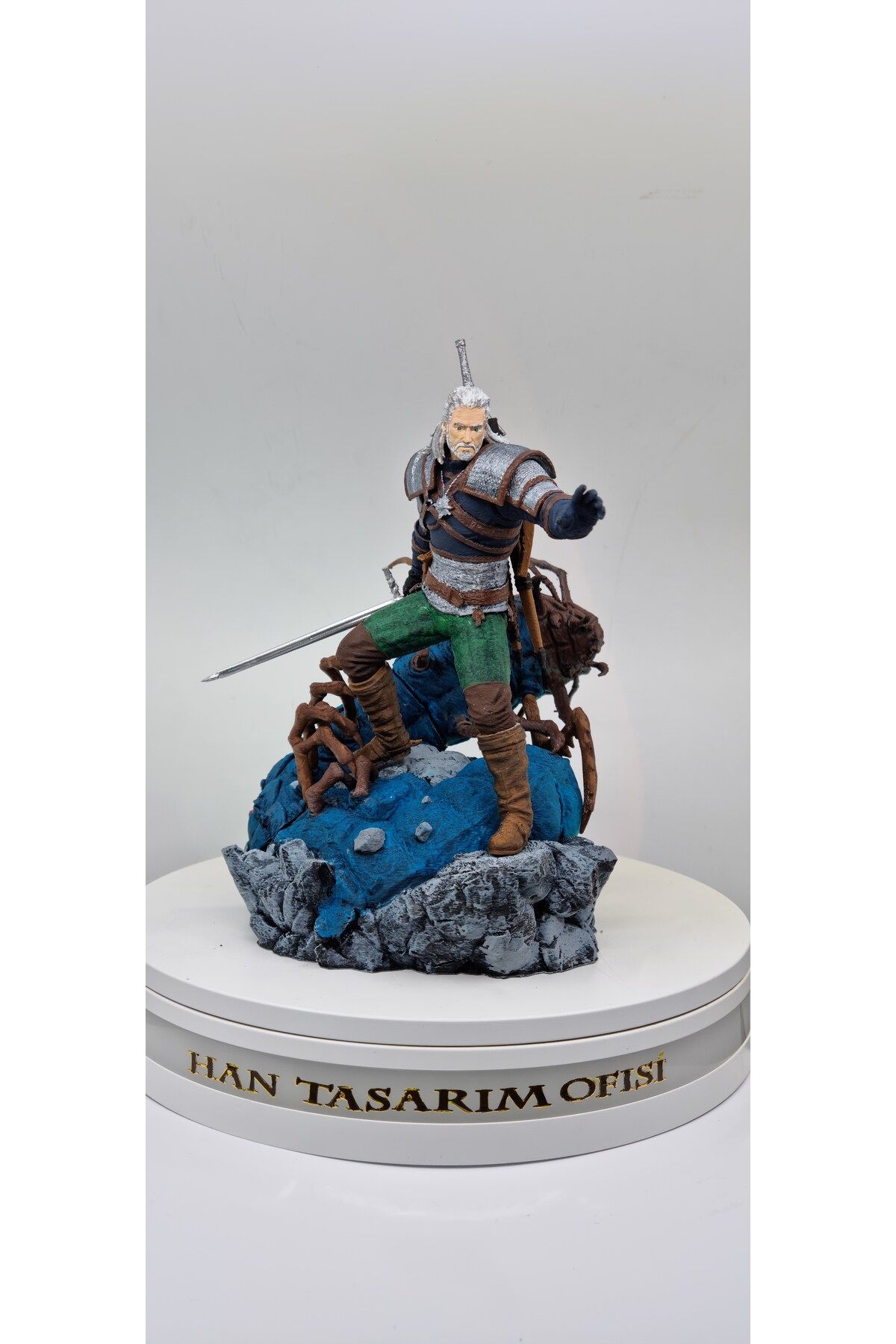 HANART The witcher geralt of rivia figür 22 cm