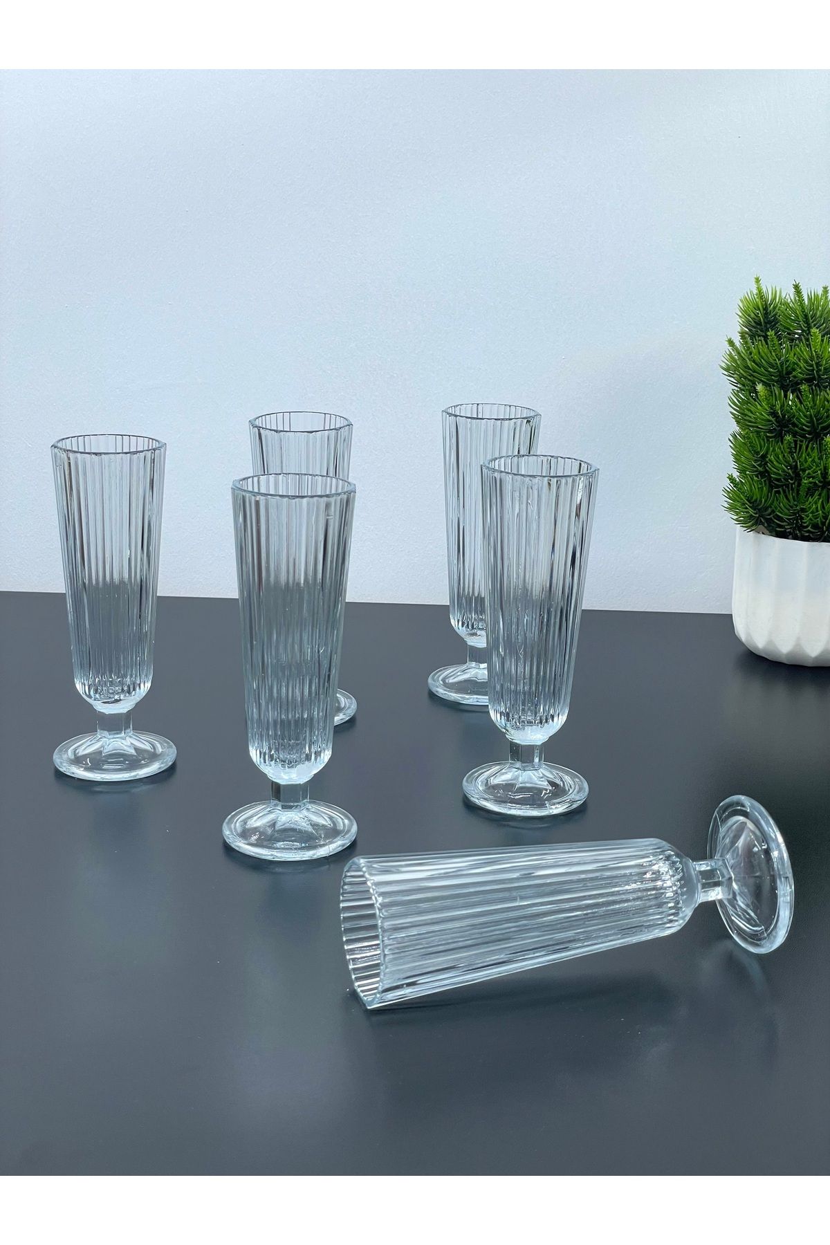 YzHome 6 Lı Cam Kahve Yanı Su Bardağı Bardak Ayaklı Uzun 150ml