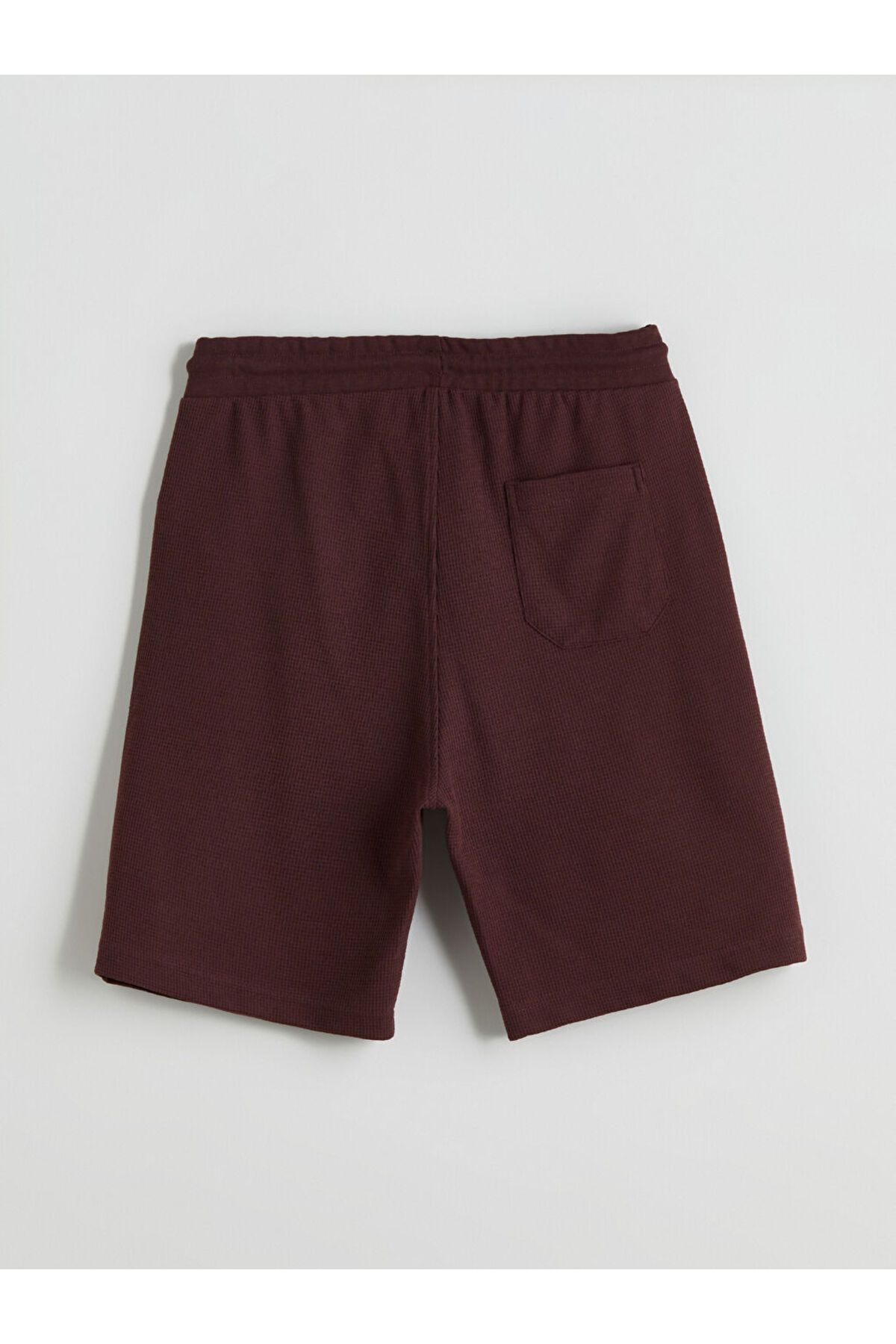 LC Waikiki-Create Your Style from Uzg Store |   Standard Fit Men's Shorts 6