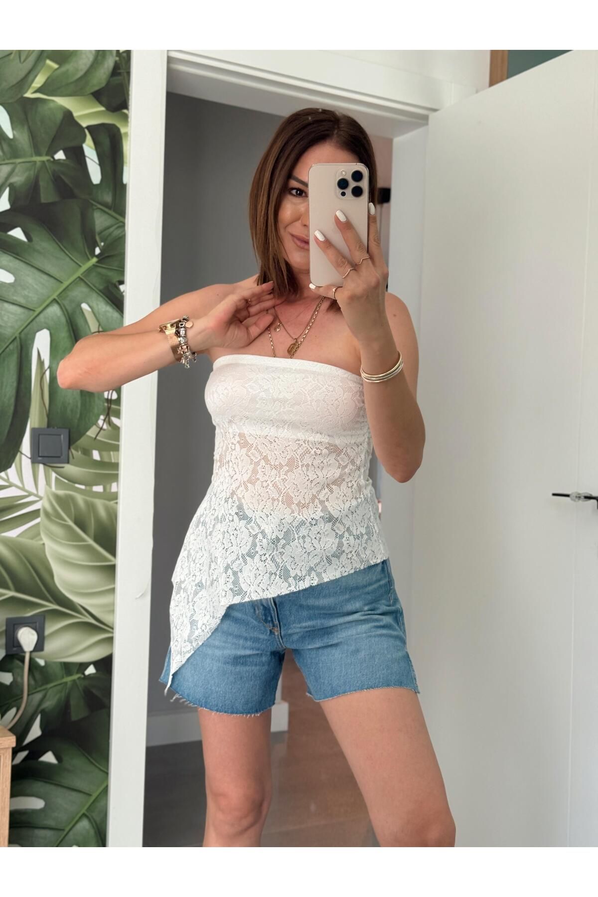 X-Young Önü Üçgen Dantelli Crop BEYAZ