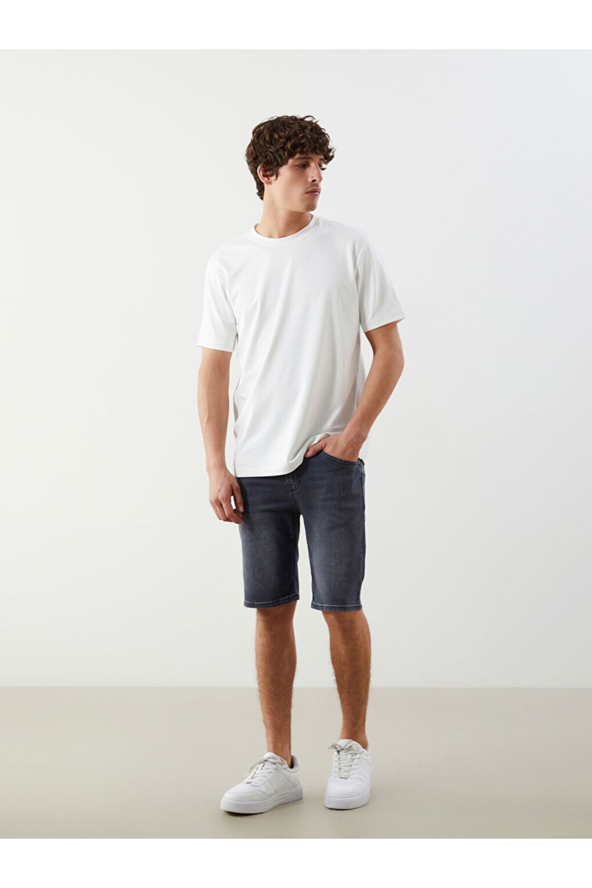 LC Waikiki Skinny Fit Erkek Jean Şort