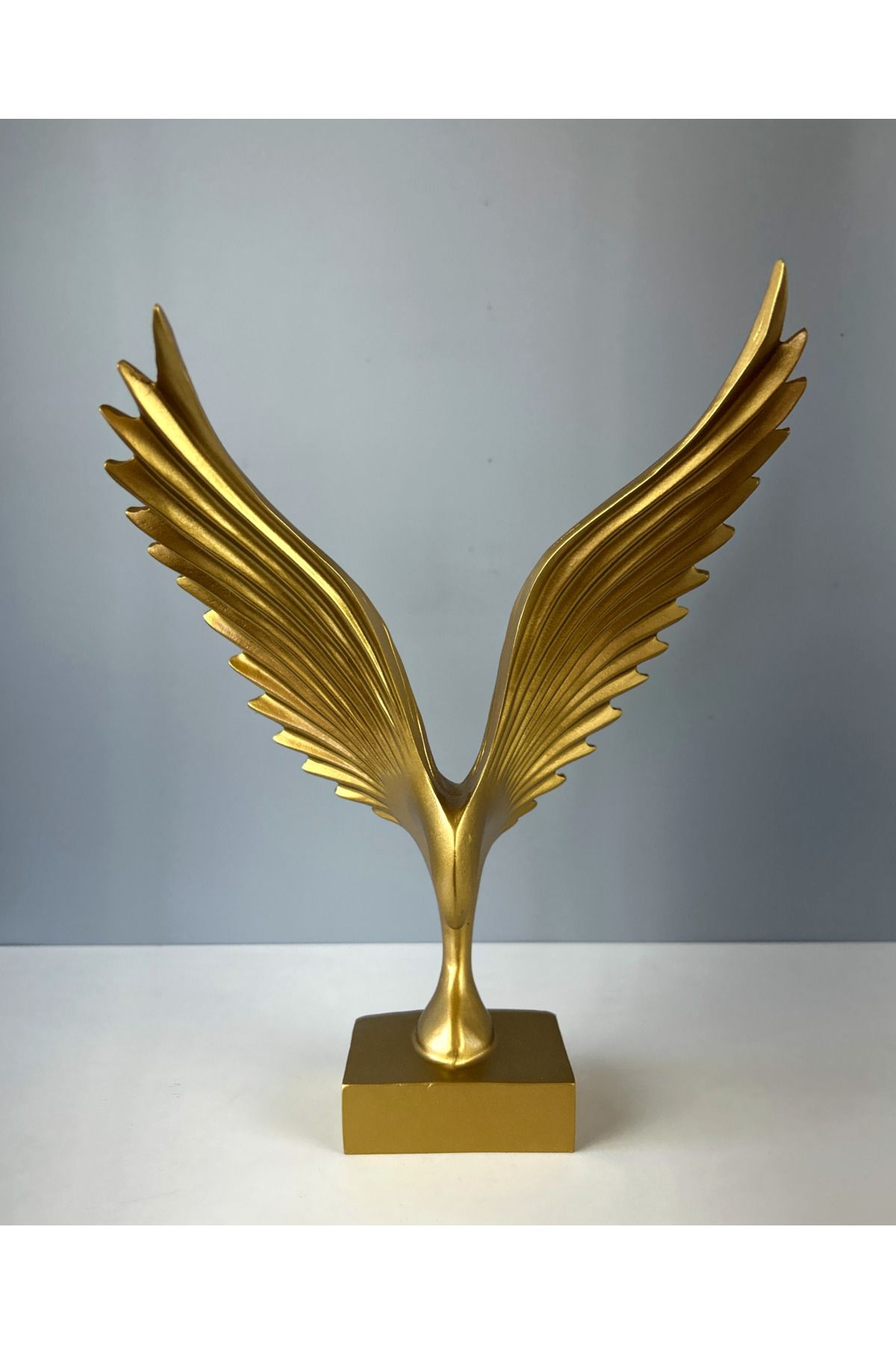 LivadoHome Anka Kuşu Dekoratif Biblo Heykel 31 x 23 cm