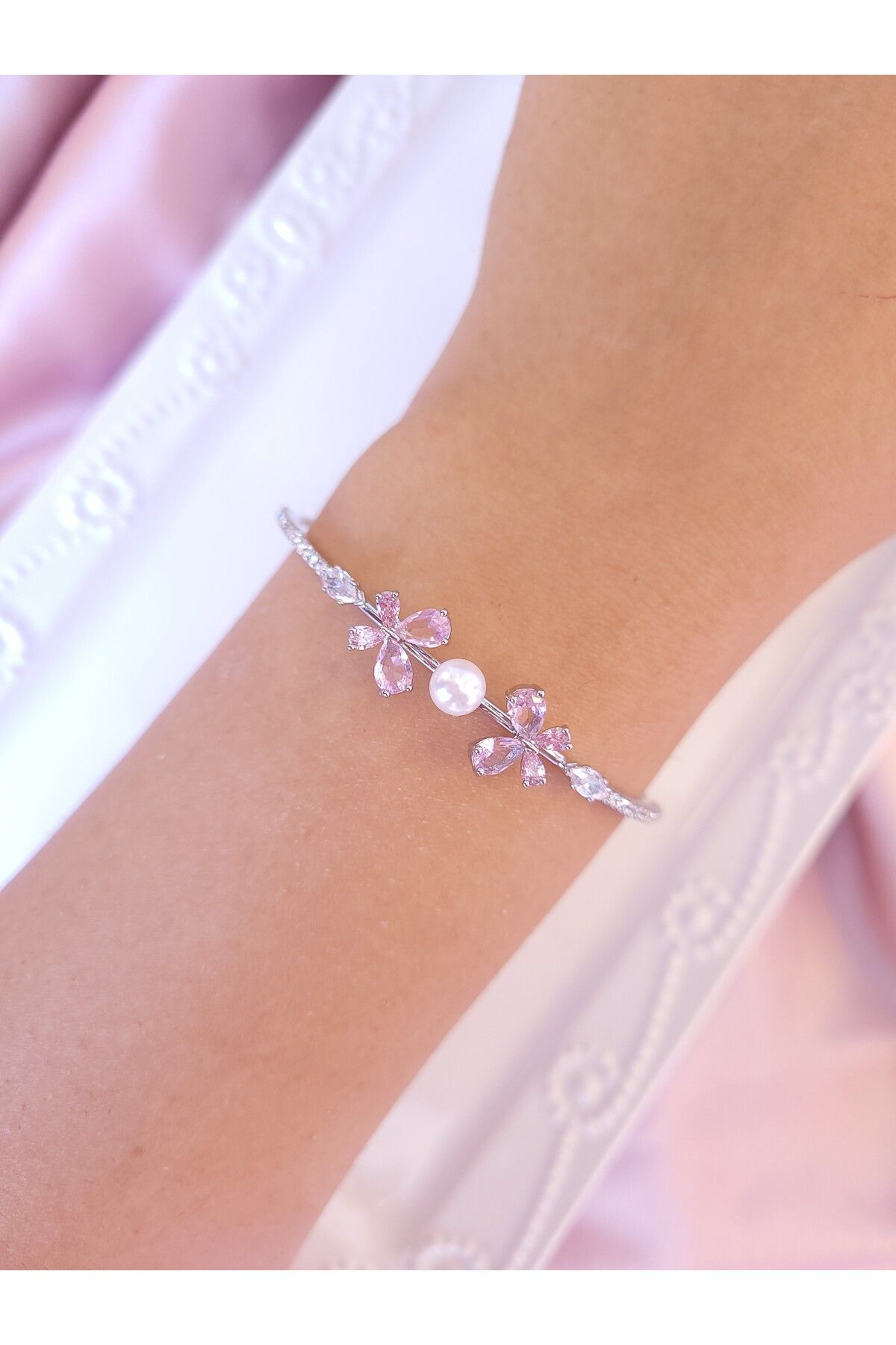 Jewerly Pearl Wings İnci Detaylı Pembe Kelebek Gümüş Çelik Kelepçe Bileklik