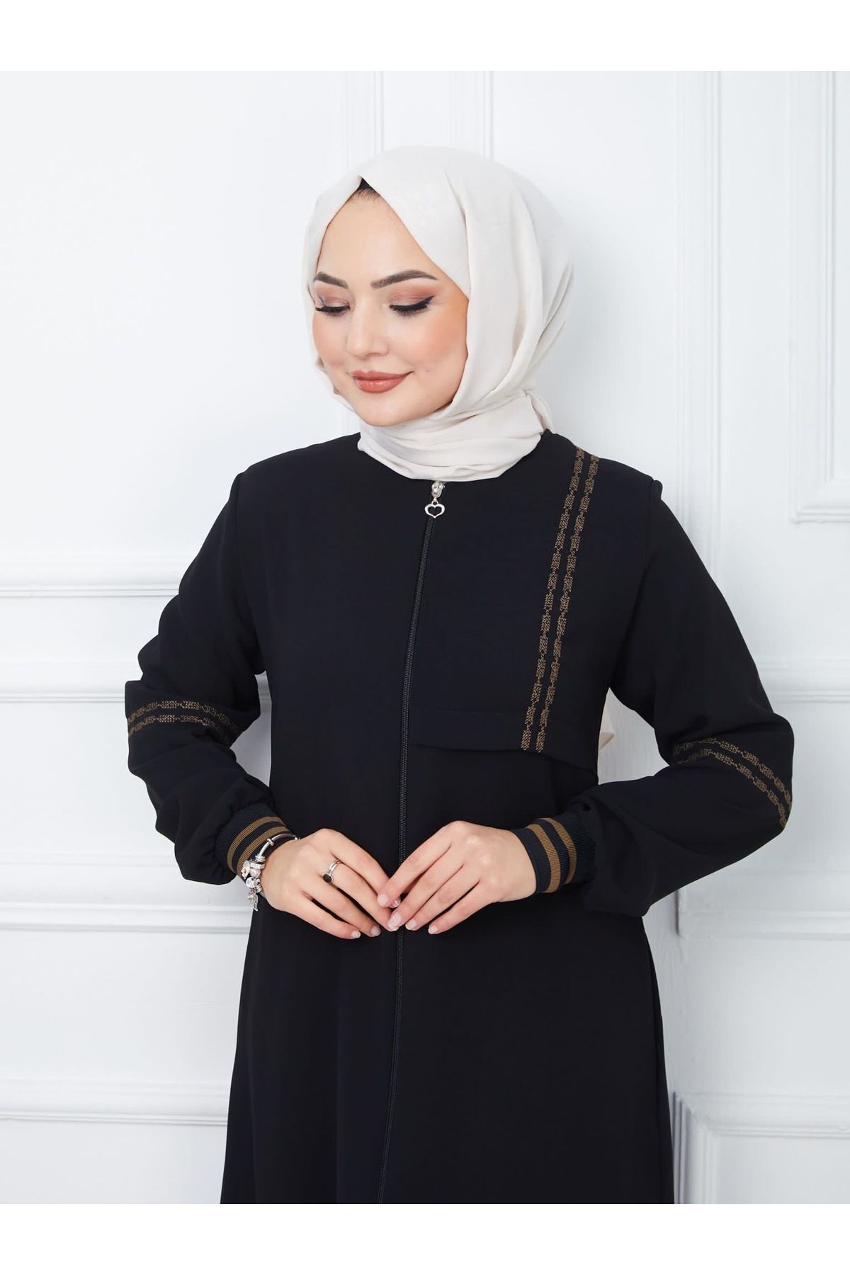 ULUEL STORE Nakış Detaylı Kol Ribanalı Ferace