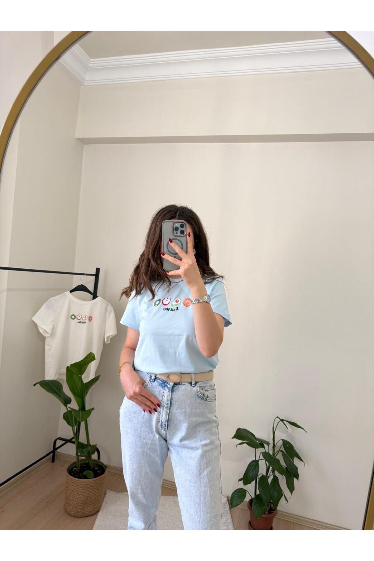 MODA Nakışlı Fruit Store Tişört