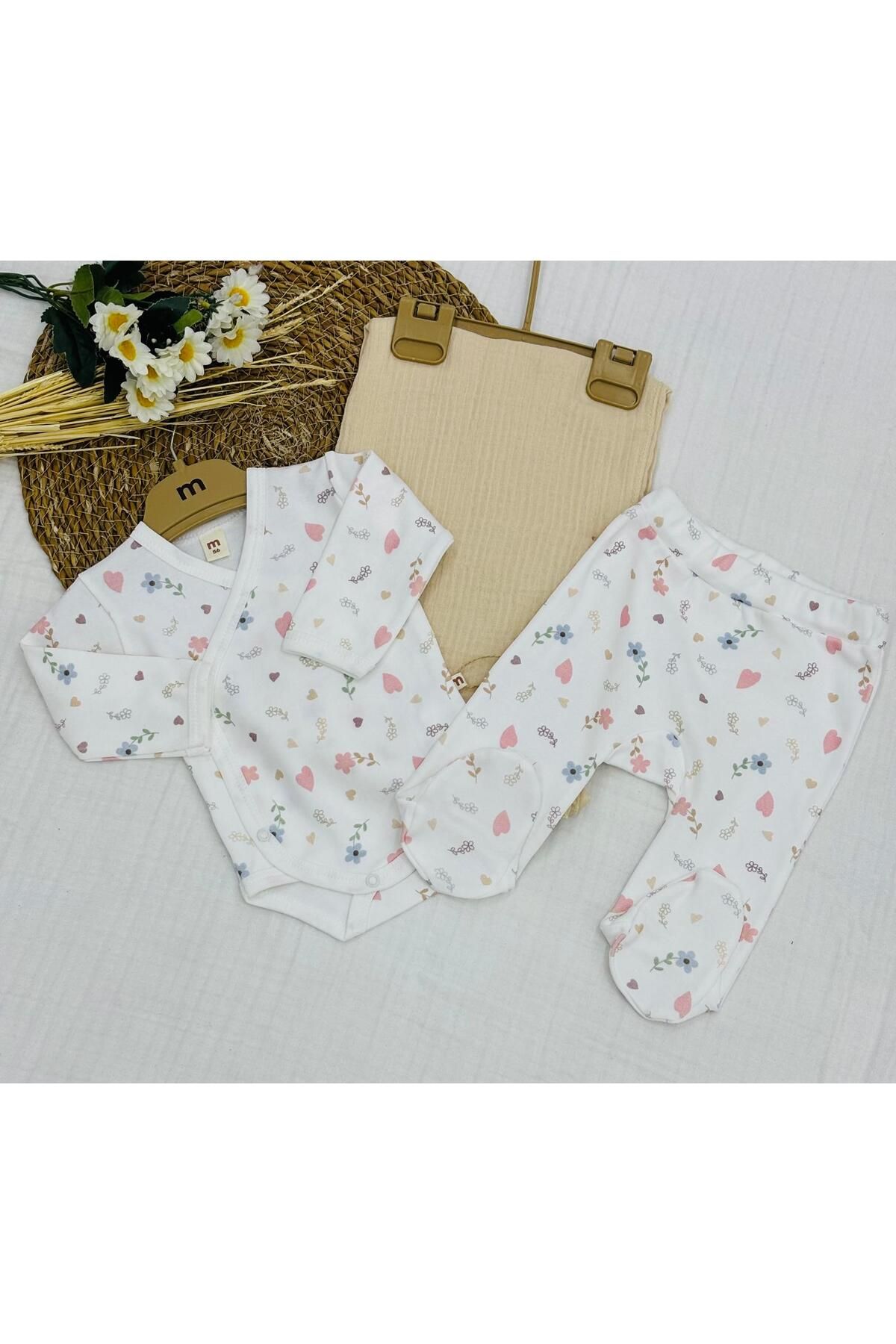 Minisse Baskılı Çıtçıtlı Badi, Alt ve Müslin Battaniyeli Yenidoğan Bebek 3lü Set