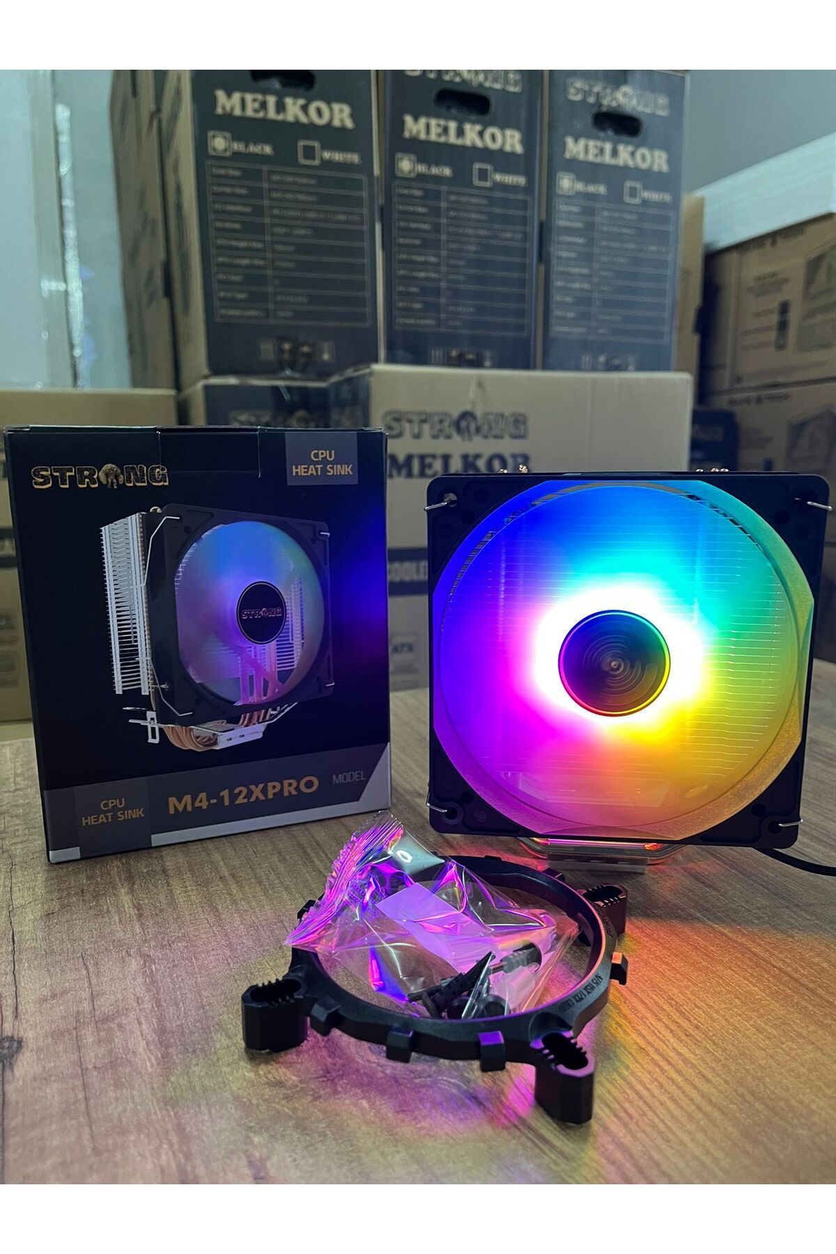 Strong M4-12XPRO Kule tipi işlemci soğutucu 135W TDP