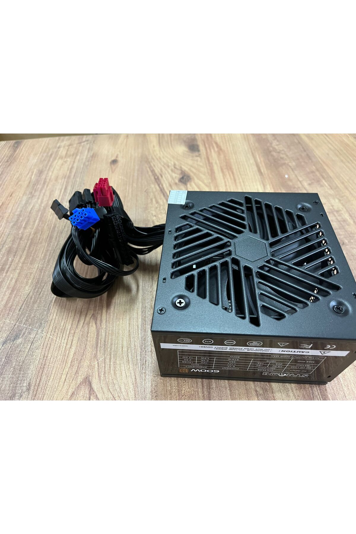 Strong 600W PSU 80+ Güç Kaynağı
