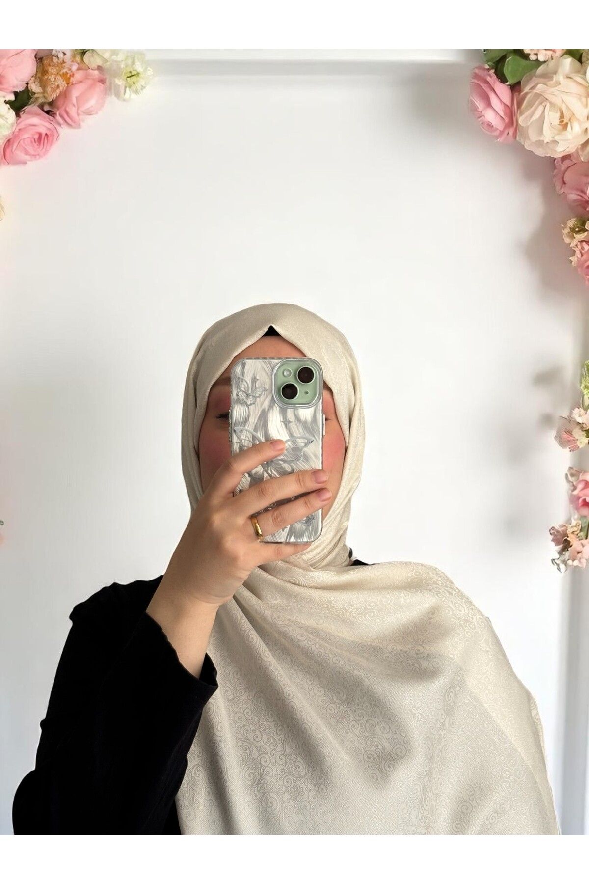 Lavena scarfs Papatya Serisi Çiçekli Desen Jakar Şal - Krem