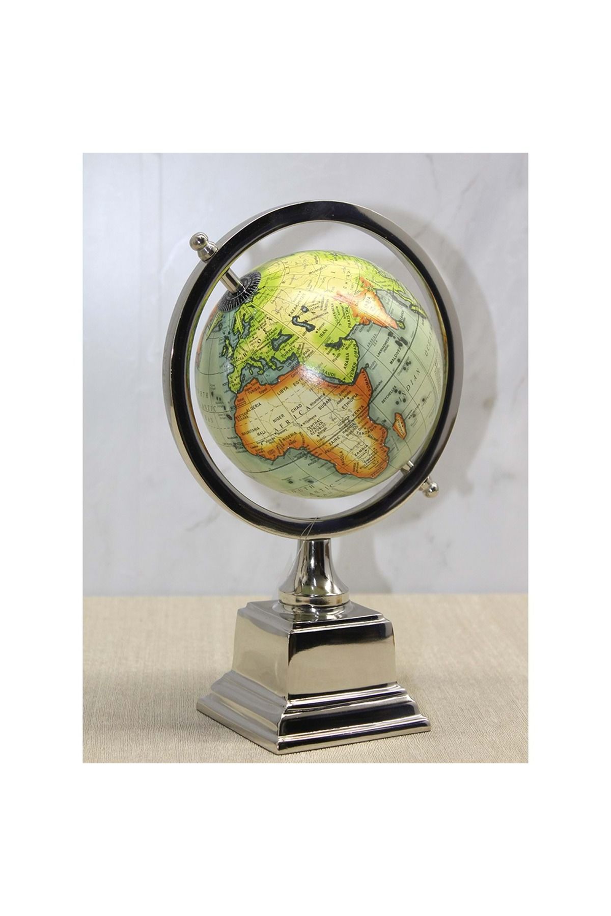 Store Dekoratif Dünya Küre 26*19 Cm