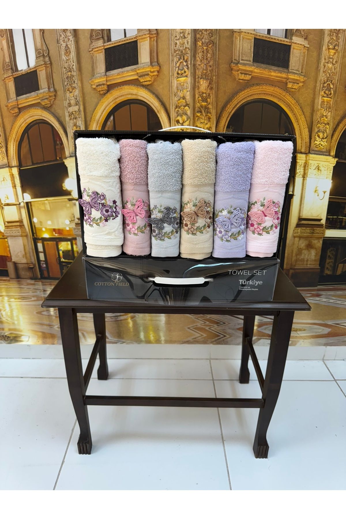 Artiva Home Collection %100 Pamuklu Jakarlı 3D Nakışlı 6 Renk Çeyizlik Lüx El ve Yüz Havlusu Kutulu Set