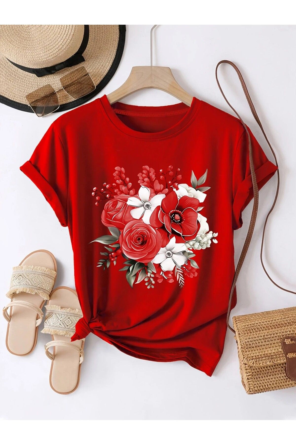 LEIVOR Ana renk - çiçek buketi Baskılı Kadın T-shirt