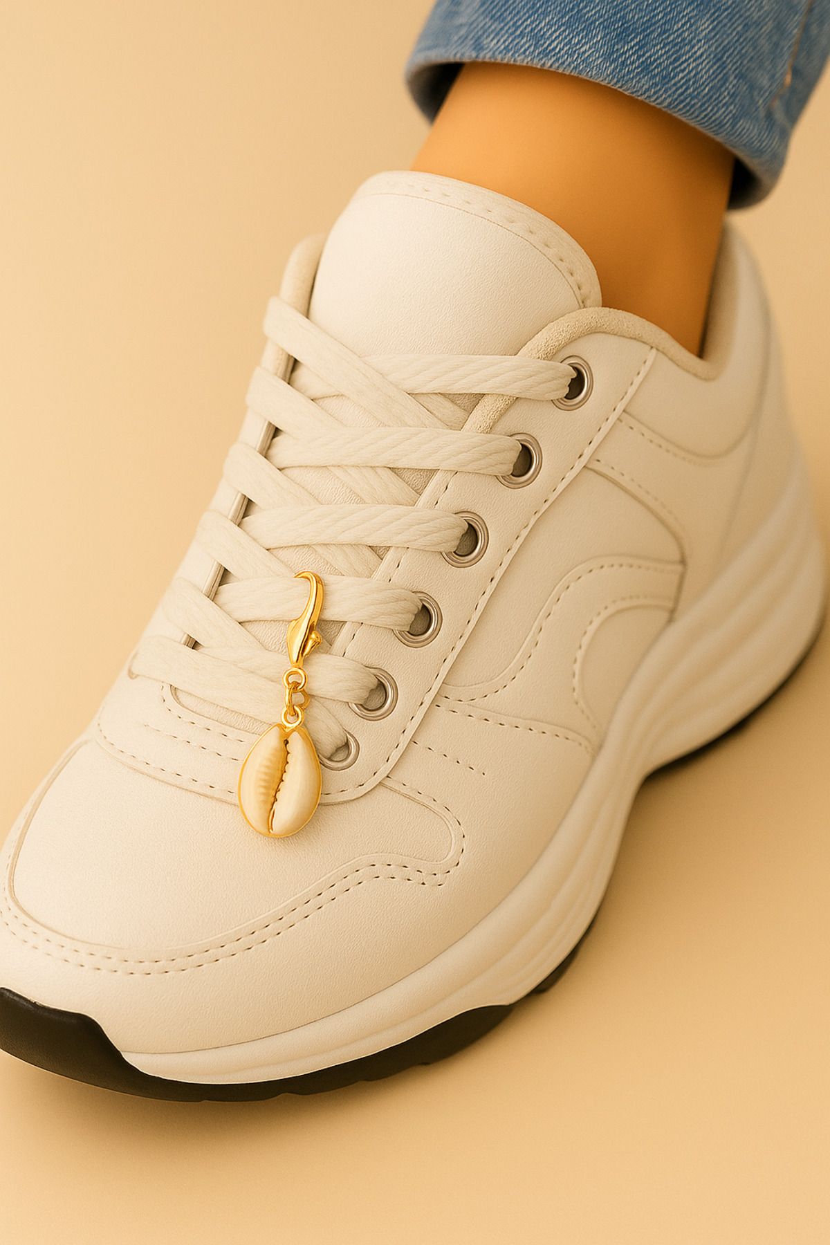 Wisstoria Collections Ayakkabı Charm Deniz Kabuğu Model Gold-Sarı Renk