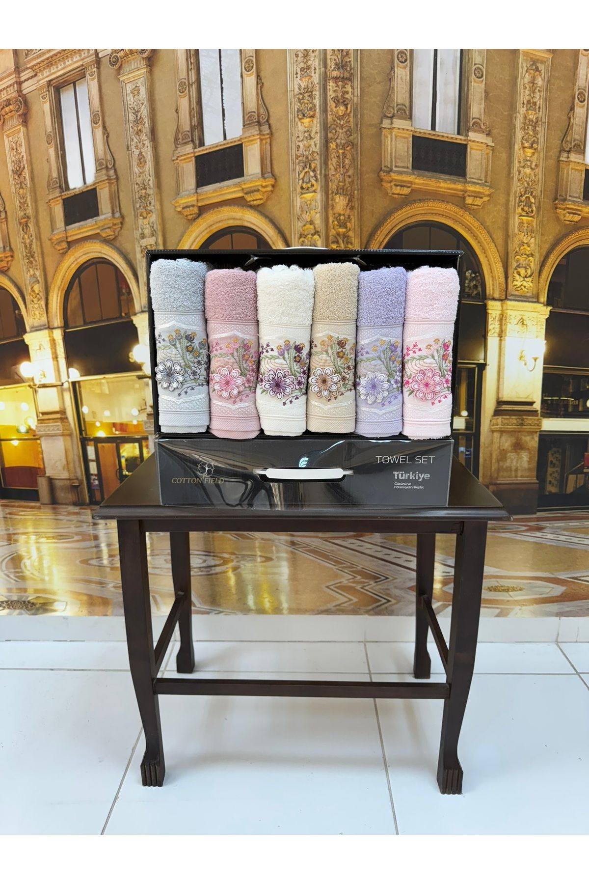 Artiva Home Collection %100 Pamuklu Jakarlı 3D Nakışlı 6 Renk Çeyizlik Lüx El ve Yüz Havlusu Kutulu Set