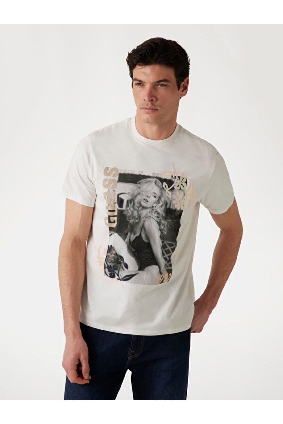 Guess Ss Bsc Movie Erkek Regular Fit T-Shirt