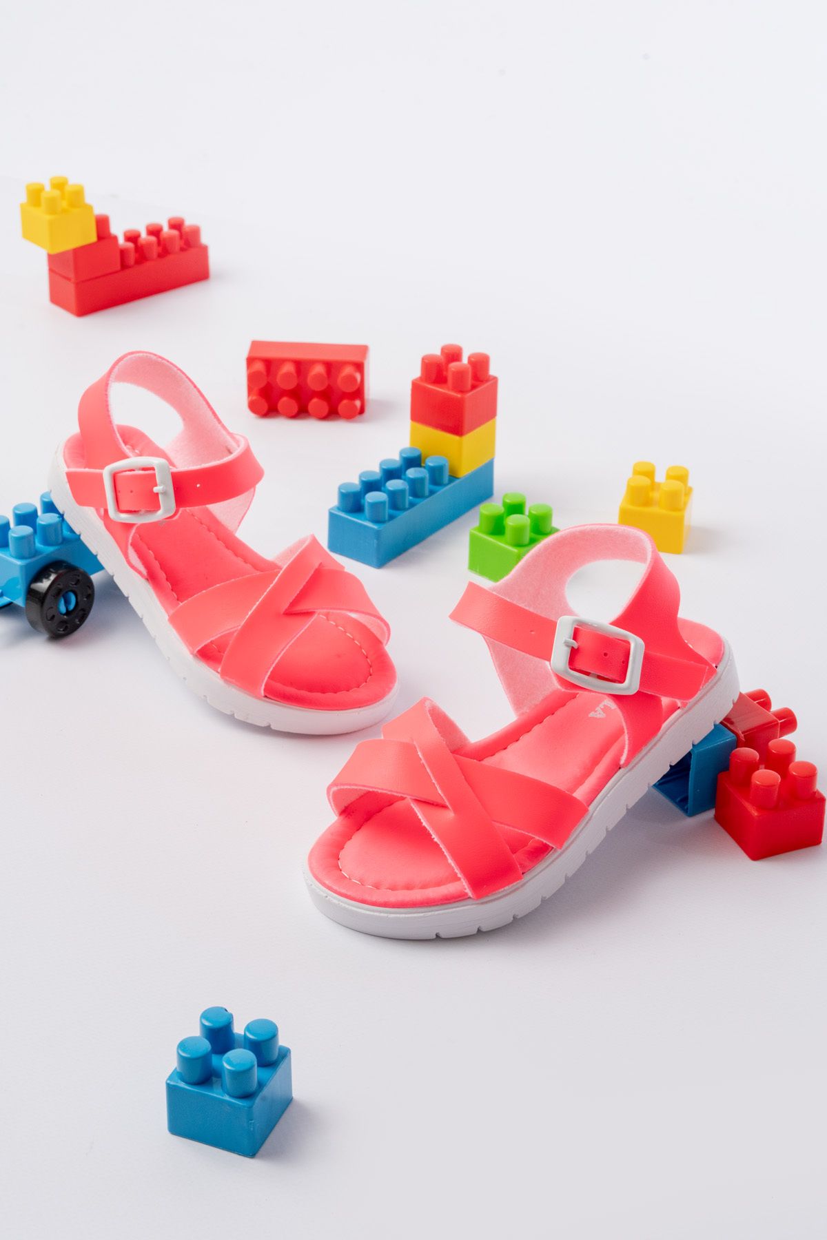 Grafen Kids Günlük Hafif Tabanlı Garantili Kız Çocuk Sandalet