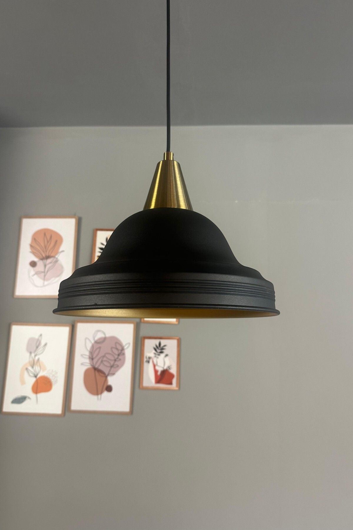 Bamyum Ulmete Siyah Renk Eskitme Huni Başlık Tekli Sarkıt Avize Salon Ofis Otel Avizeleri Vintage Tasarım