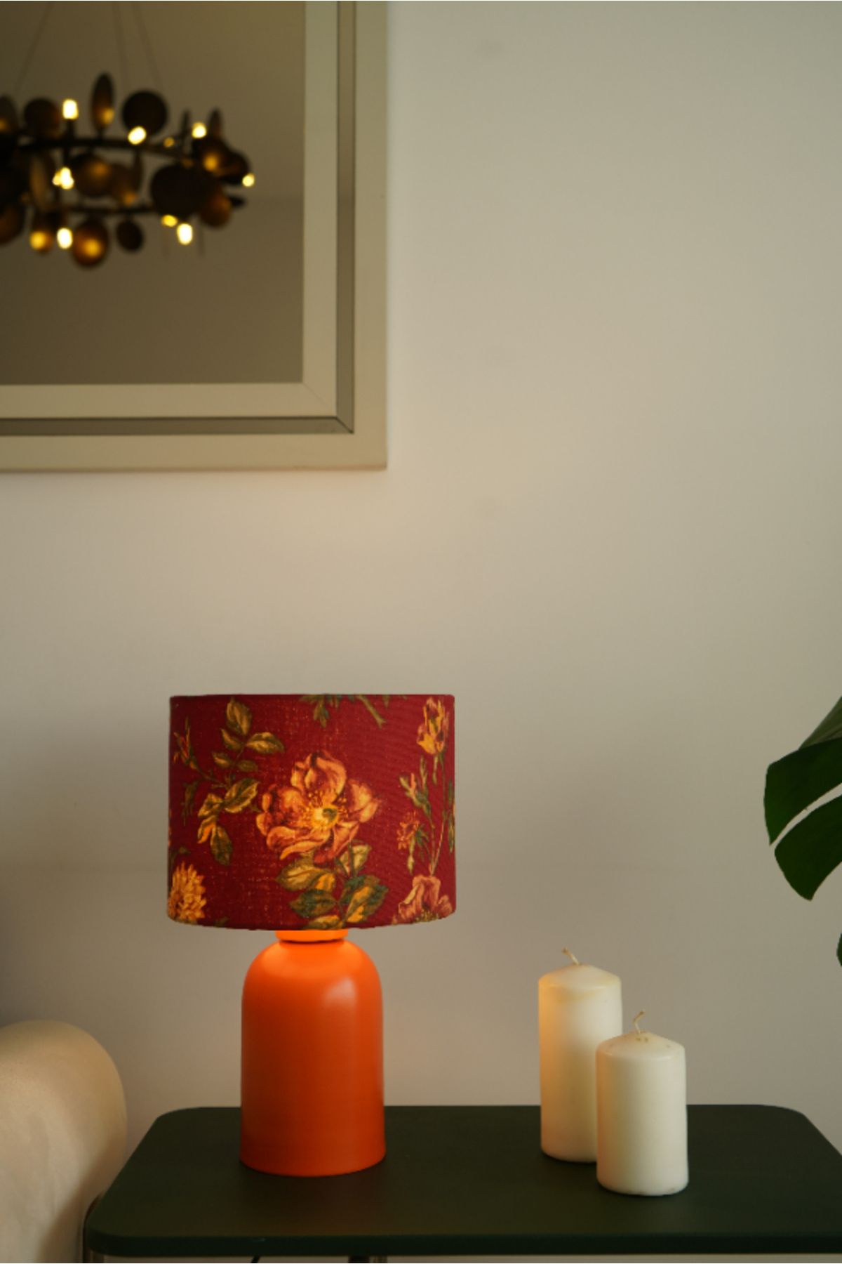 retro home design Turuncu Ayaklı Kırmızı Çiçek Baskı Model Kumaş Şapkalı Şık Yatak Odası Salon Abajur Özel Modern