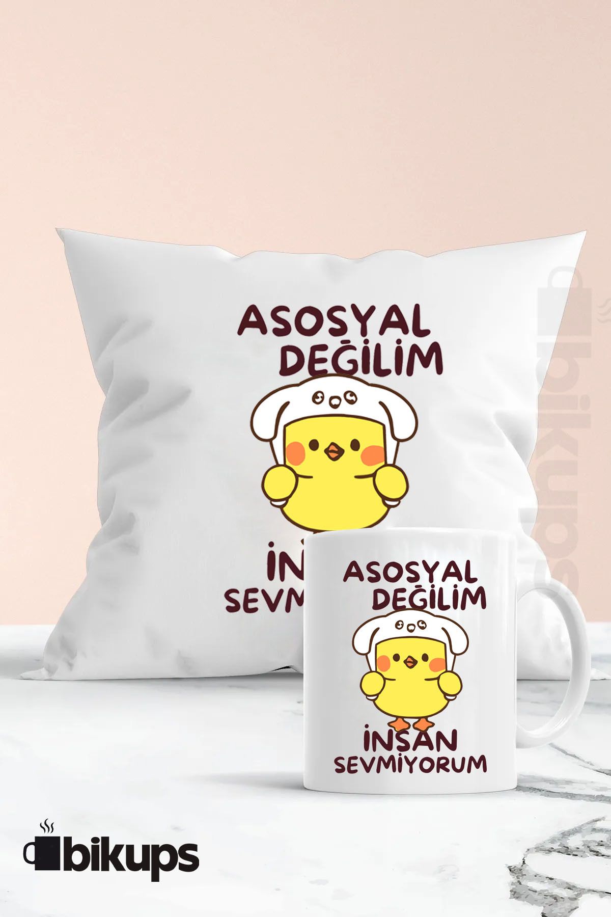 bikups Asosyal değilim İnsan Sevmiyorum Kupa ve Yastık Seti