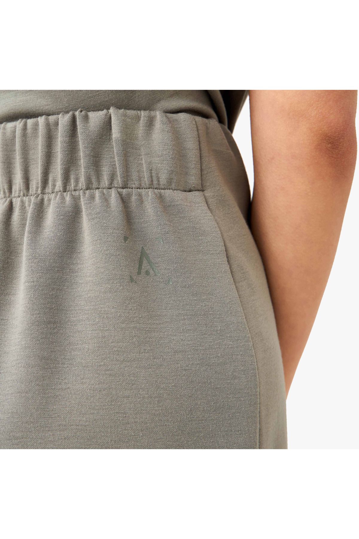 Adot-Knot Detail Skort with Elasticated Waistband 4