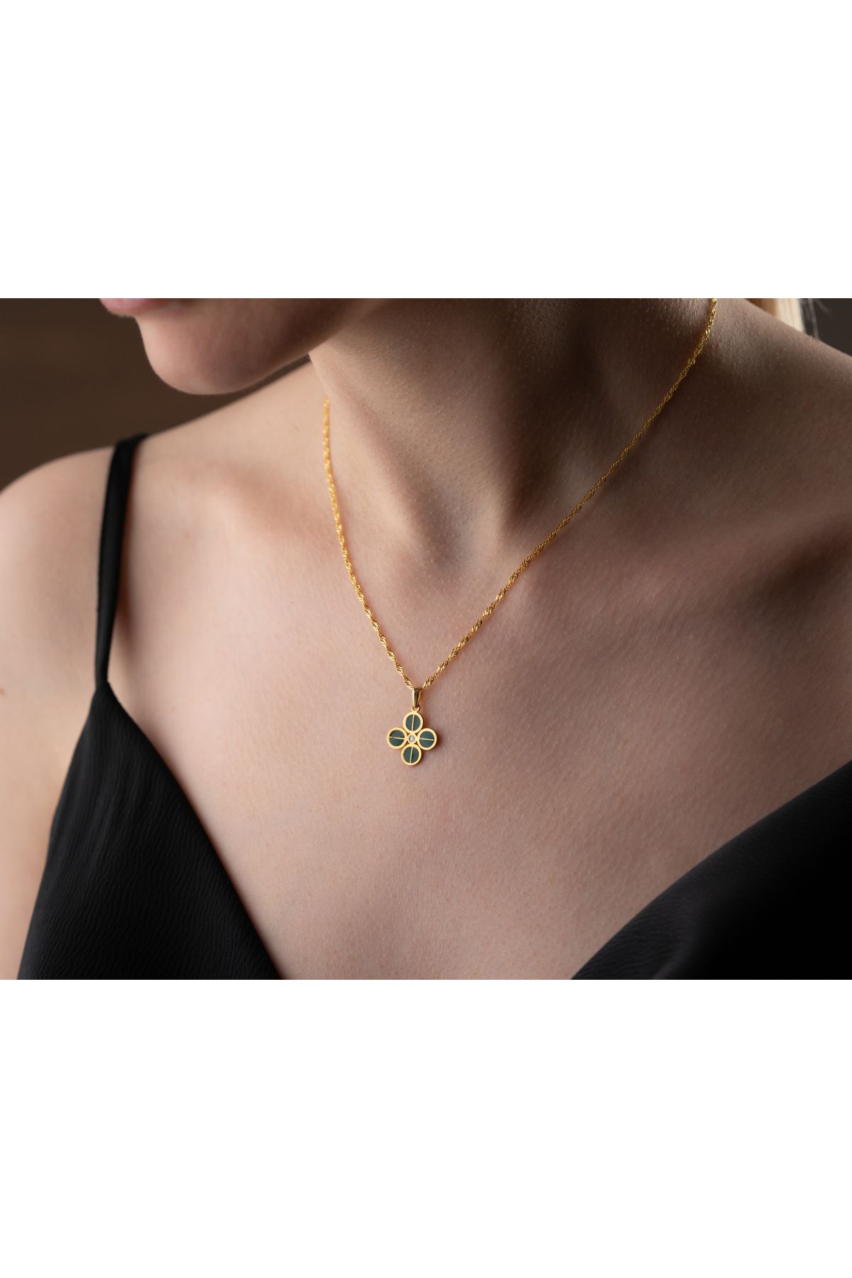 Papatya Silver 925 Ayar Kişiye Özel Pırlanta Yonca Kolye<rose,gold,rodaj<