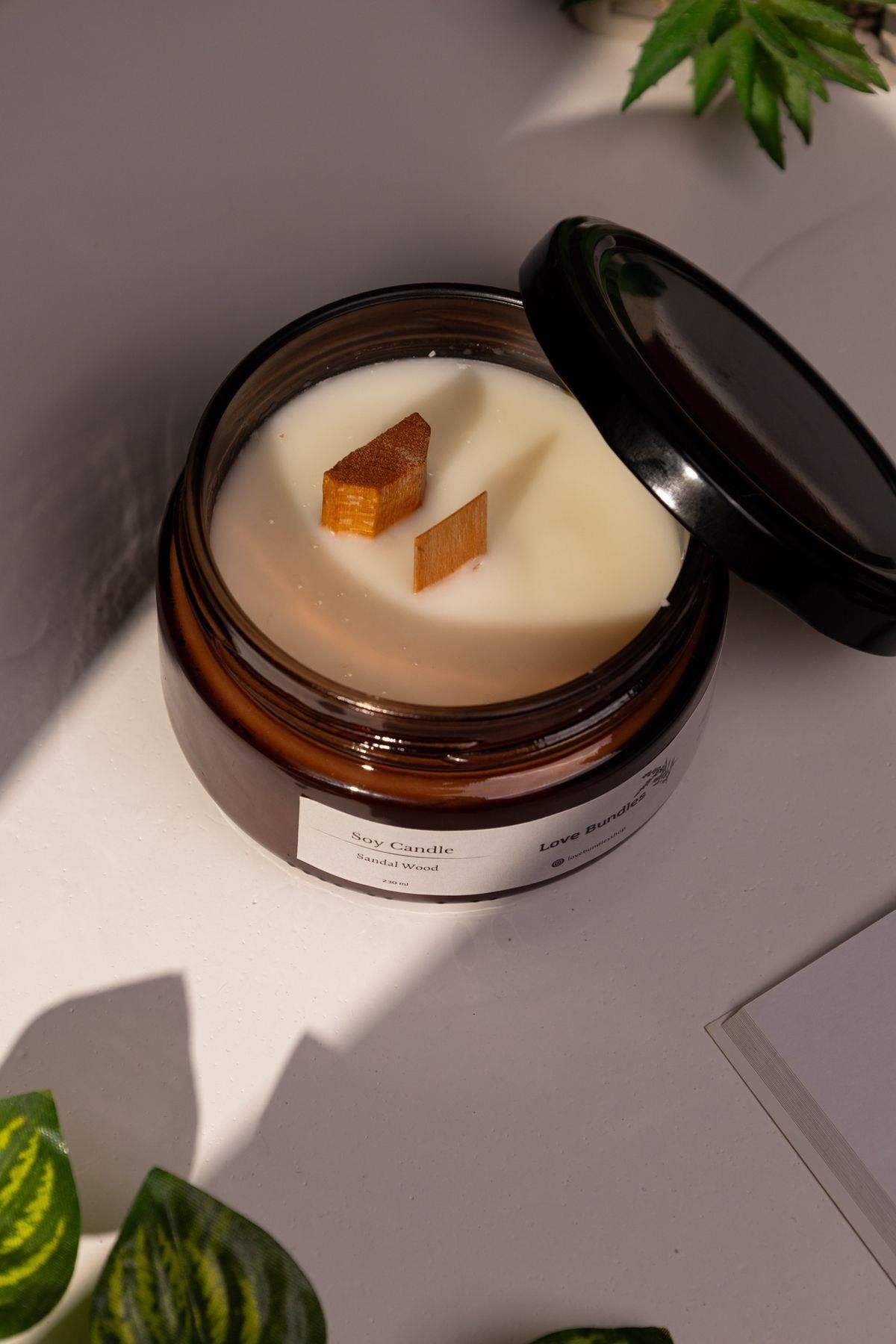 Love Bundles El Yapımı Sandal Ağacı Kokulu %100 Soya Wax Mumu 230ml