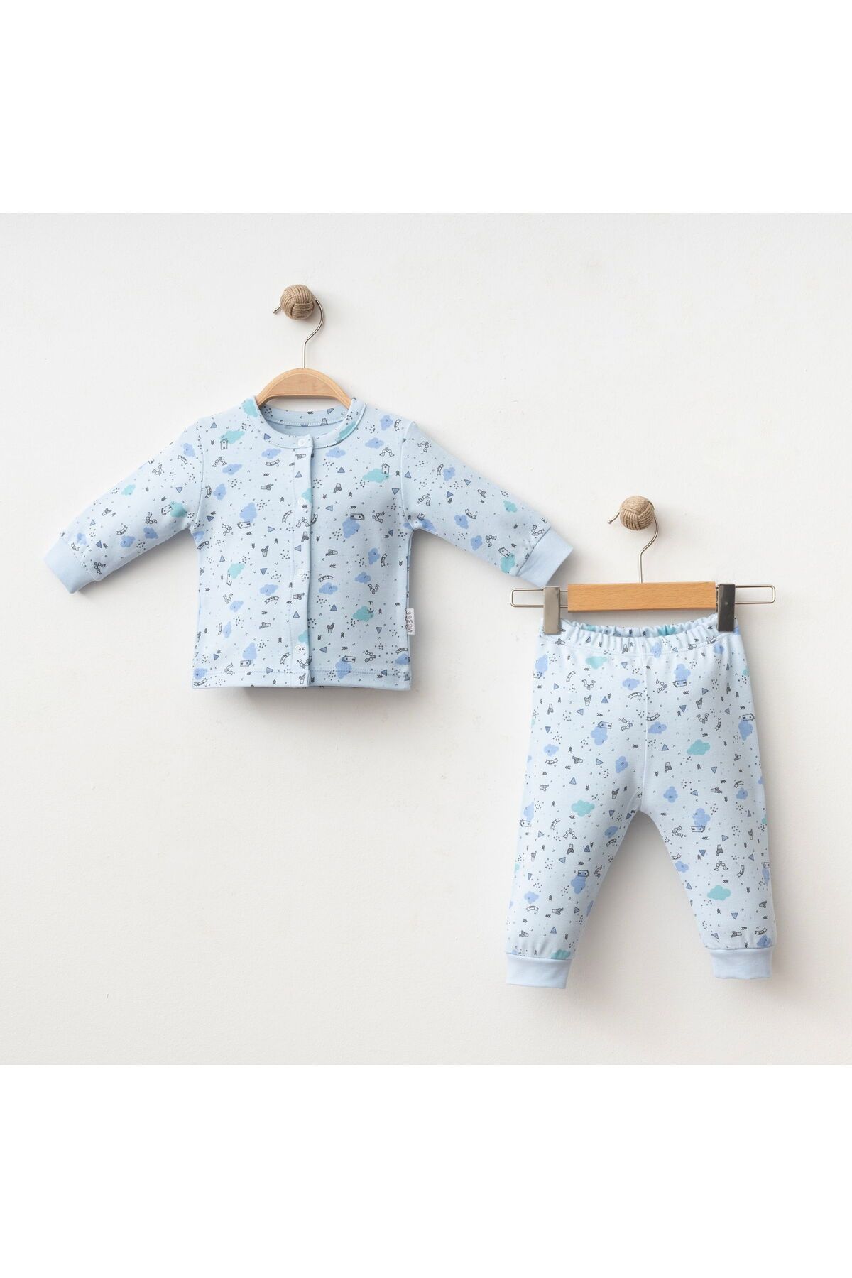 Gümüş Baby Kids BEBEK 2 Lİ TAKIM BULUT DESENLİ MANŞETLİ ÇITÇITLI % 100 PAMUKLU KUMAŞ