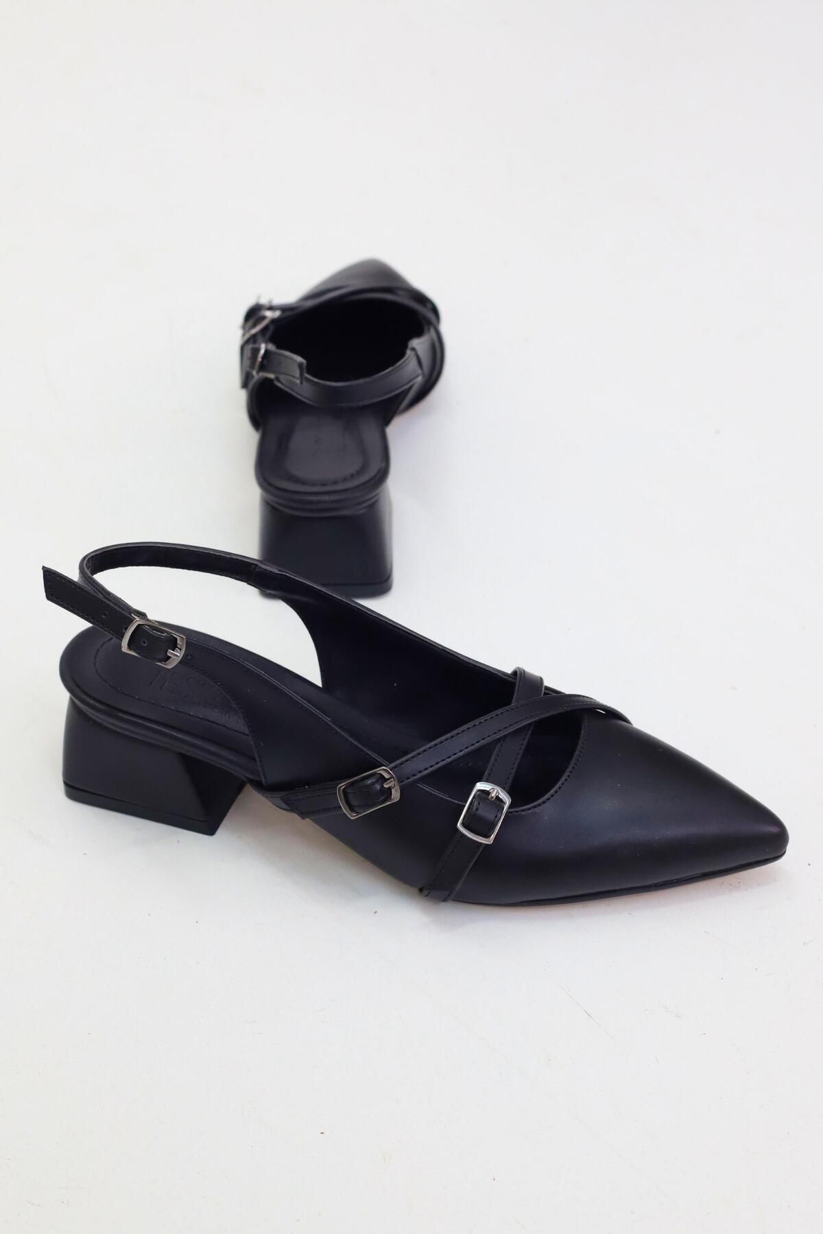 OBAY LİFE Siyah Kadın Bantlı Kemerli Stiletto NBR3042