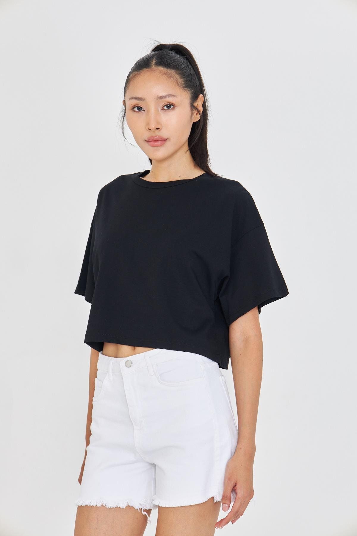 TIFFANY&TOMATO Crop Basic T-Shirt