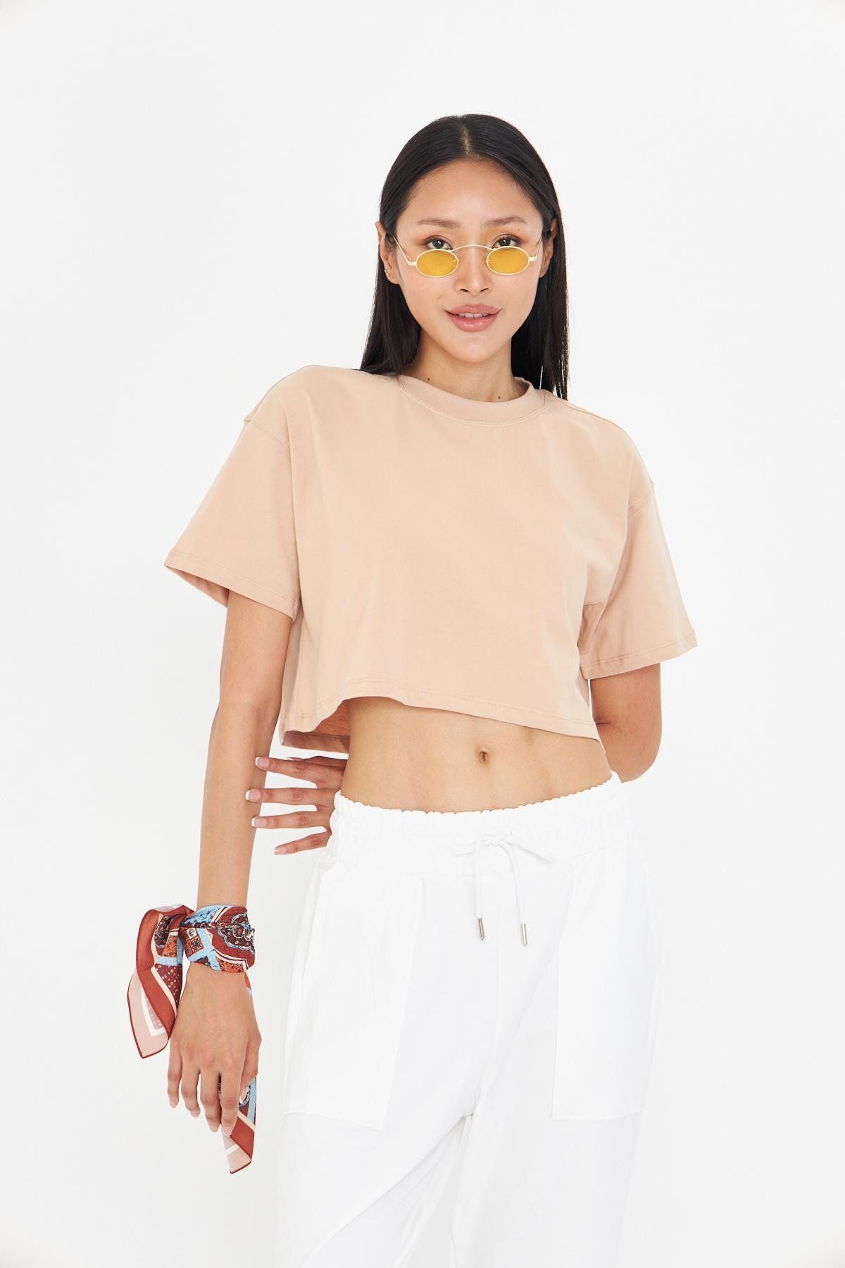 TIFFANY&TOMATO Bisiklet Yaka Crop Tişört