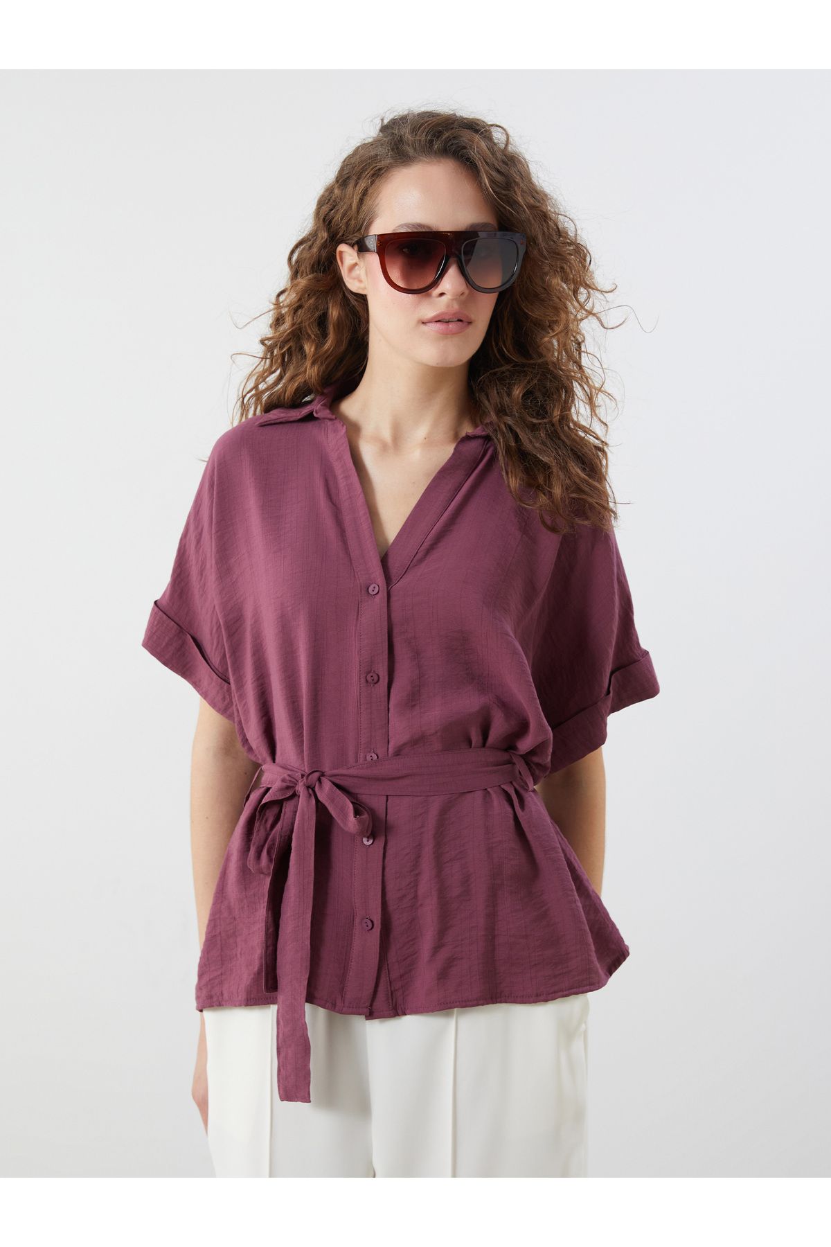 LC Waikiki Gömlek Yaka Oversize Kuşaklı Bluz