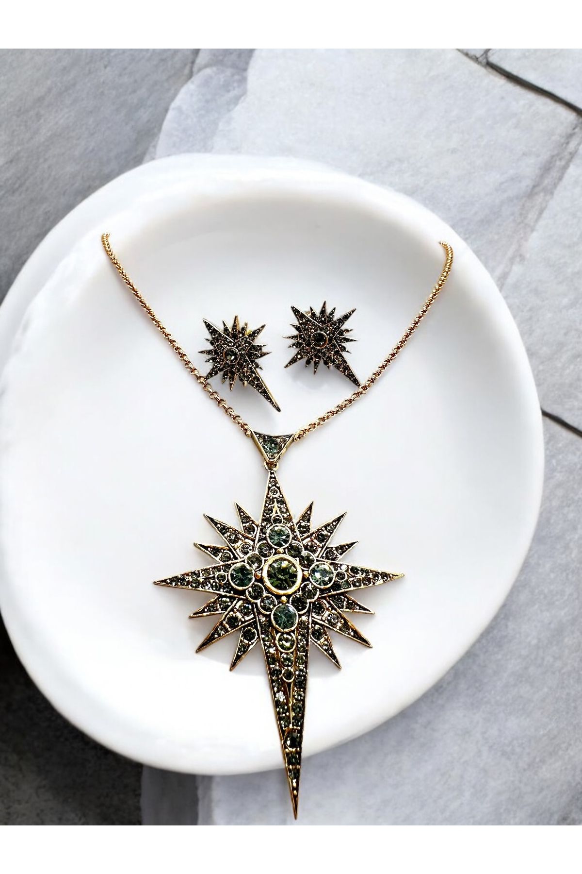 FUYA JEWELLERY Black Diamond Taşlı Kutup Yıldızı Kolye, Küçük Boy Küpe Set