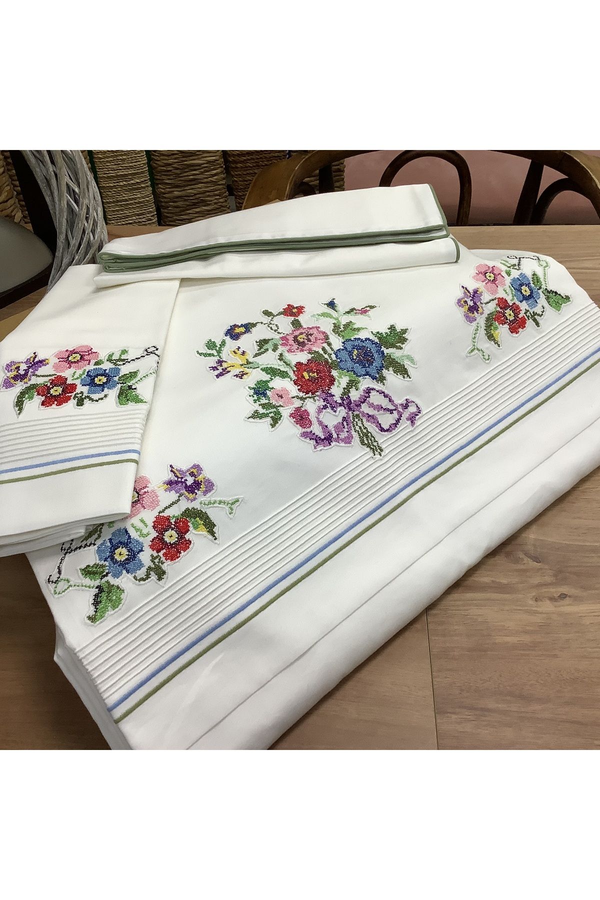 OYA home Kaneviçeli Nevresim Takımı- Tek Kişilik -4 parça