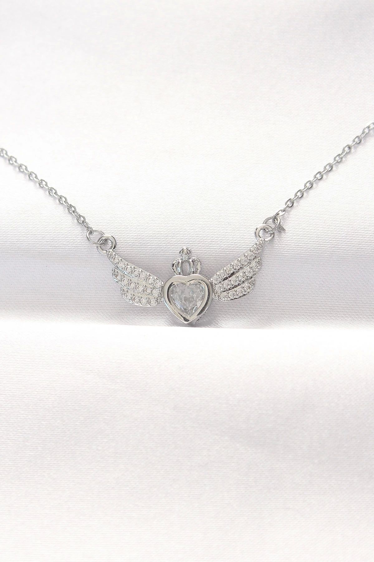 Generic 316L Çelik Silver Renk Zirkon Taşlı Kalpli Kanat Kolye