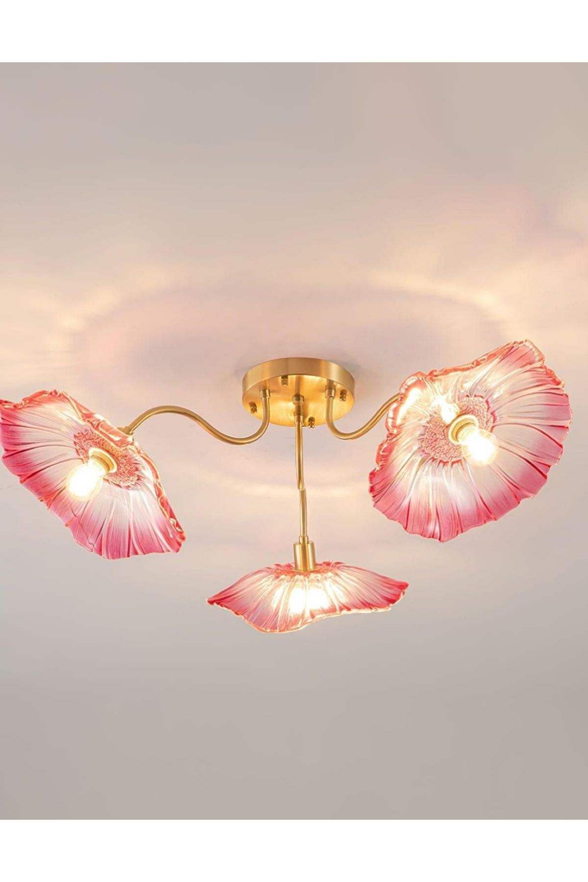 burenze Luxury Modern Exclusive Tasarım Mor Lila Kristal Camlı Flower Çiçek Üçlü Avize Eskitme Gold Sarı