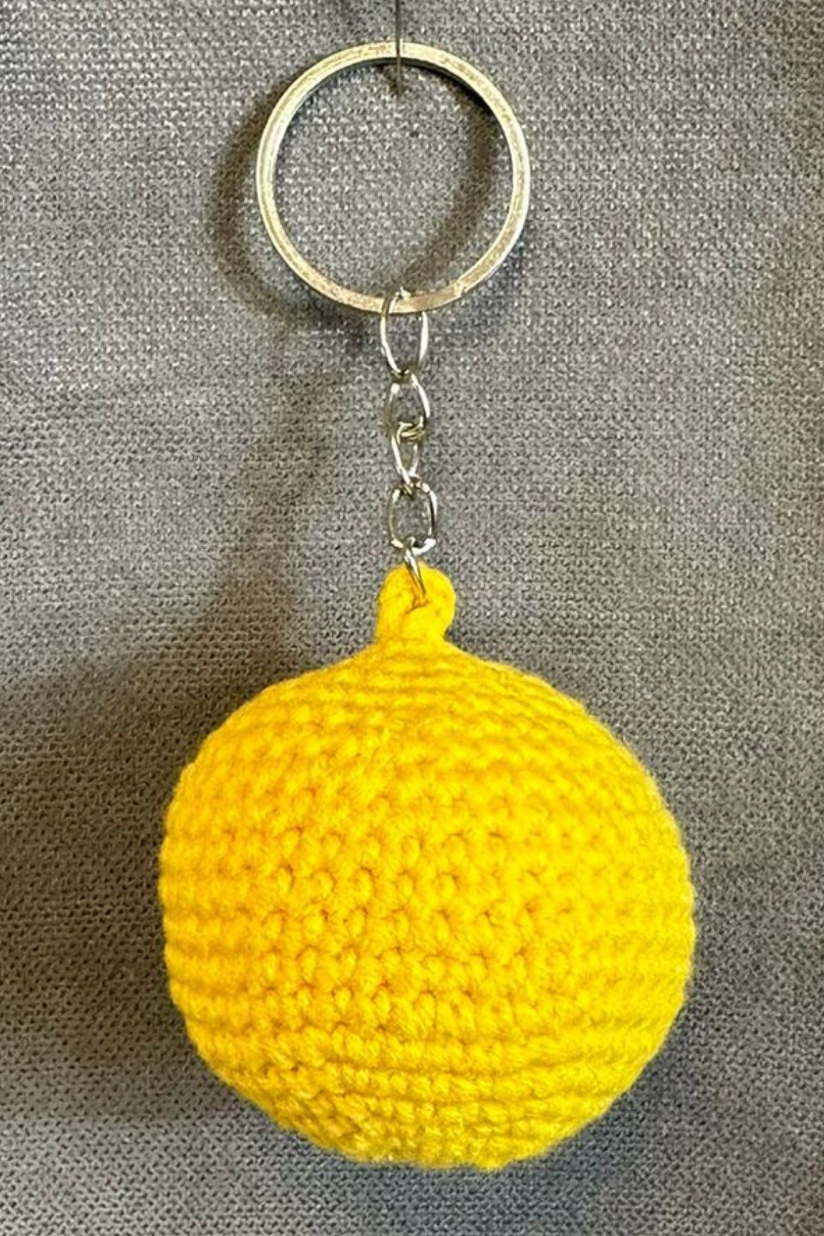 Uretti - Tuğba 9352 9180 El Yapımı Örgü Gülümseyen Emoji Model Anahtarlık