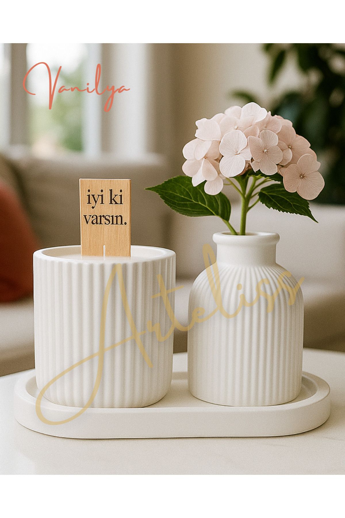 Arteliss Vanilya Kokulu Ahşap Fitilli Büyük Mum & Vazo Seti | Dekoratif Tepsili | Minimal İskandinav Dekor