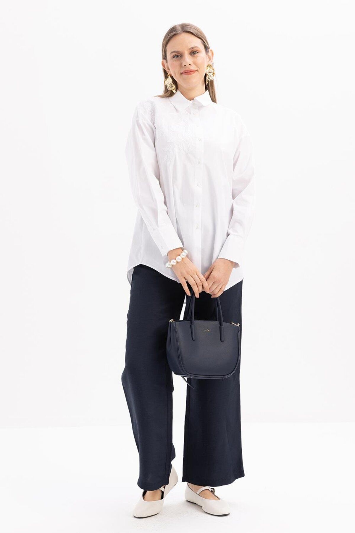 ALLDAY-White-Floral Embroidered Poplin Shirt 2