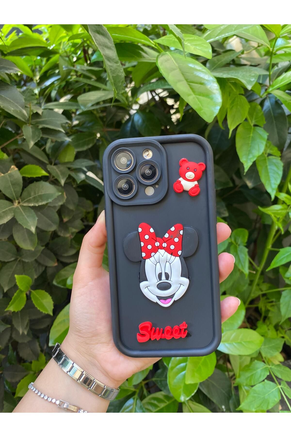 Merwish iPhone 15 Pro Uyumlu 3D Minnie Figürlü Darbe Korumalı Silikon Kılıf