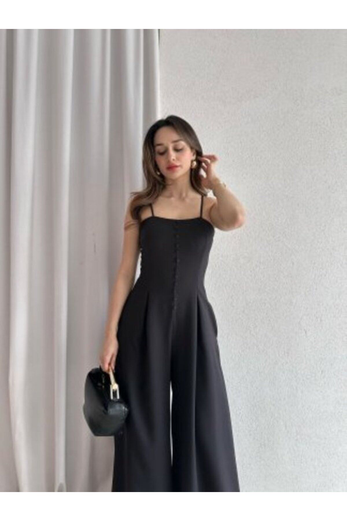 popibutik Kadın Askılı Kare Yaka Düğme Detaylı Tulum