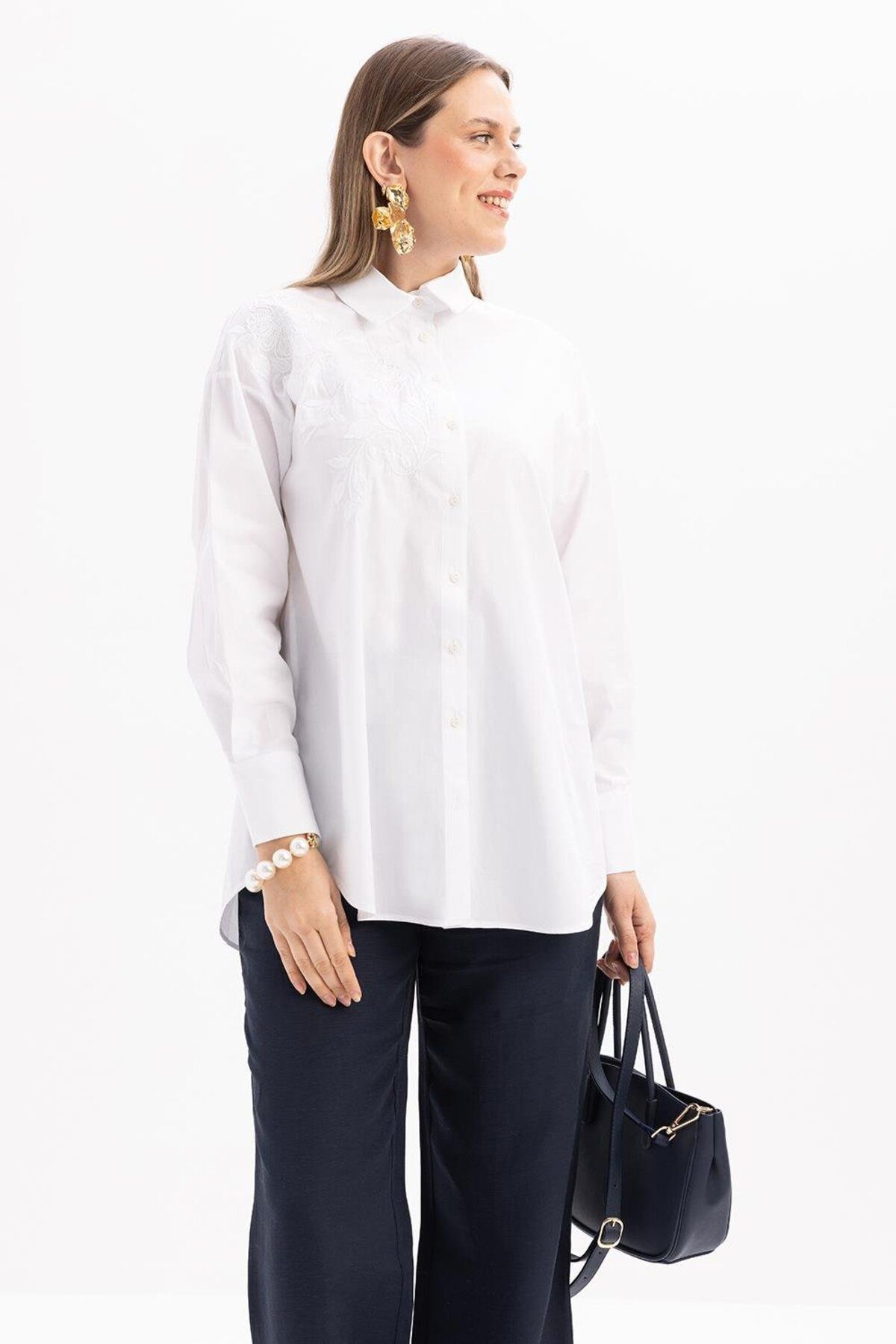 ALLDAY-White-Floral Embroidered Poplin Shirt 1