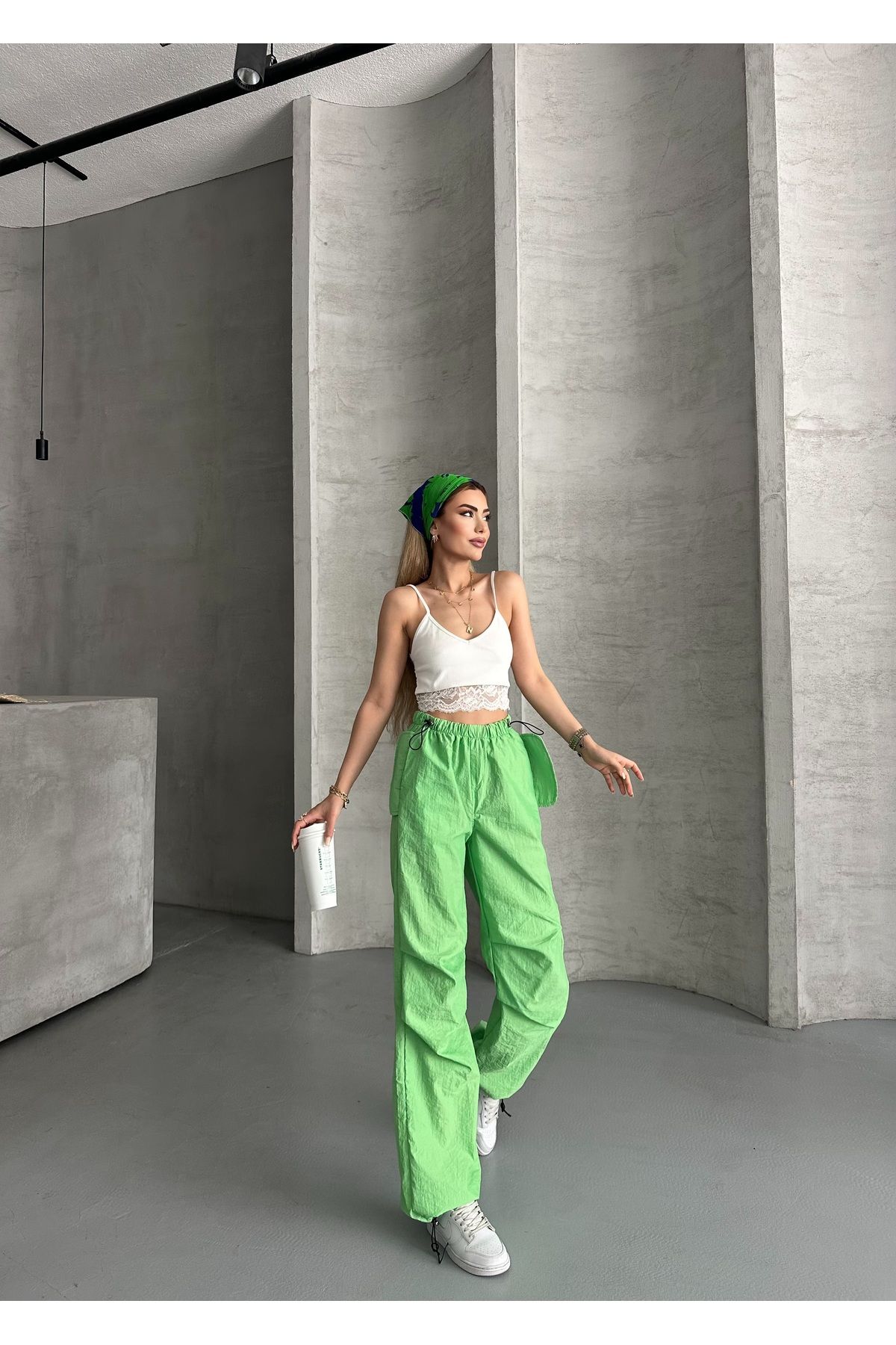solena sln KADIN PARAŞÜT KUMAŞ SES YAPMAYAN YUMUŞAK DOKULU BELİ LASTİKLİ BOL KESİM PANTOLON
