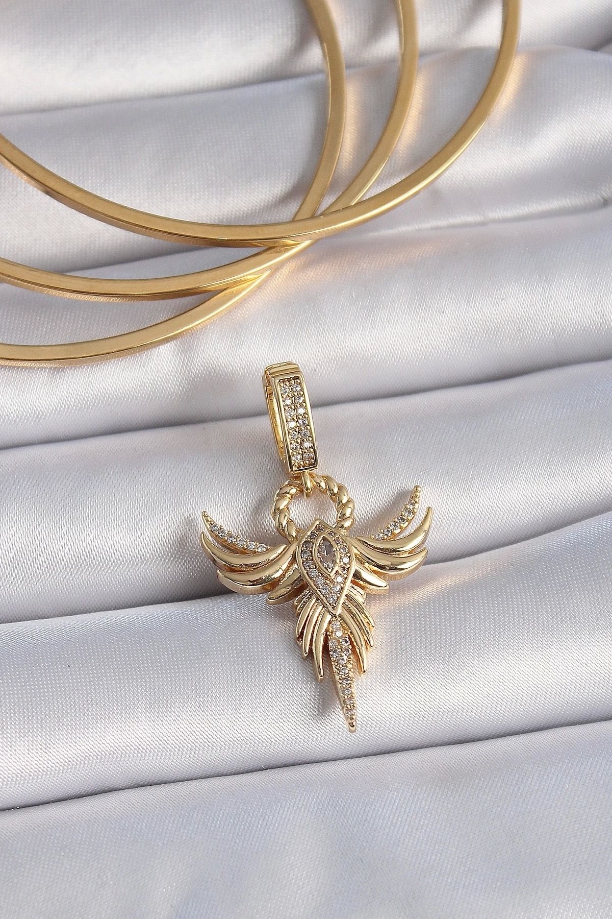 Generic Pirinç Gold Renk Zirkon Taşlı Anka Kuşu Model Ajda Charm