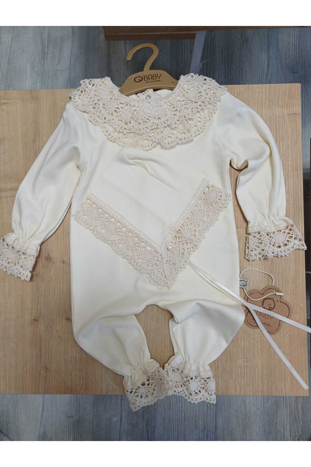 Baby On Dantelli Kız Bebek Tulumu Şapkalı Hastane Çıkışı Dantel Işlemeli Hediyelik Mevlüt Kıyafeti