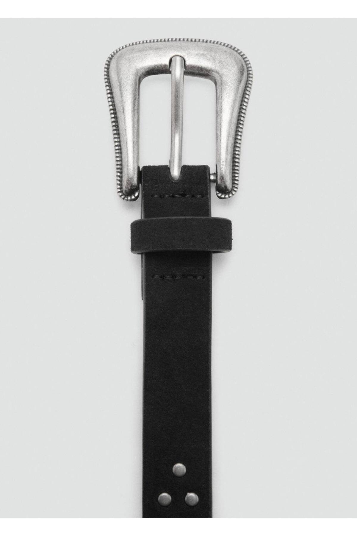 Zımbalı deri kemer