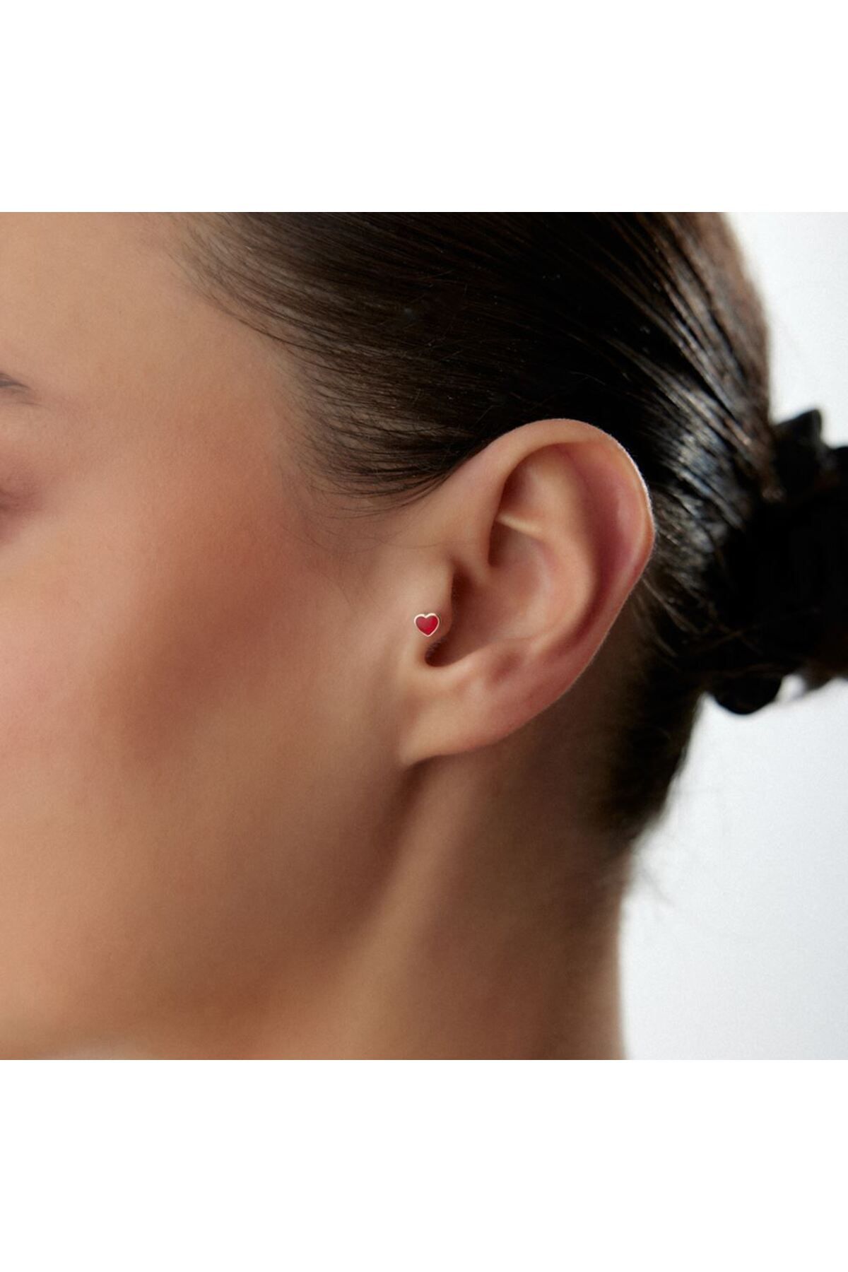 FIRAT KUYUMCULUK Kırmızı Mineli Kalp Piercing