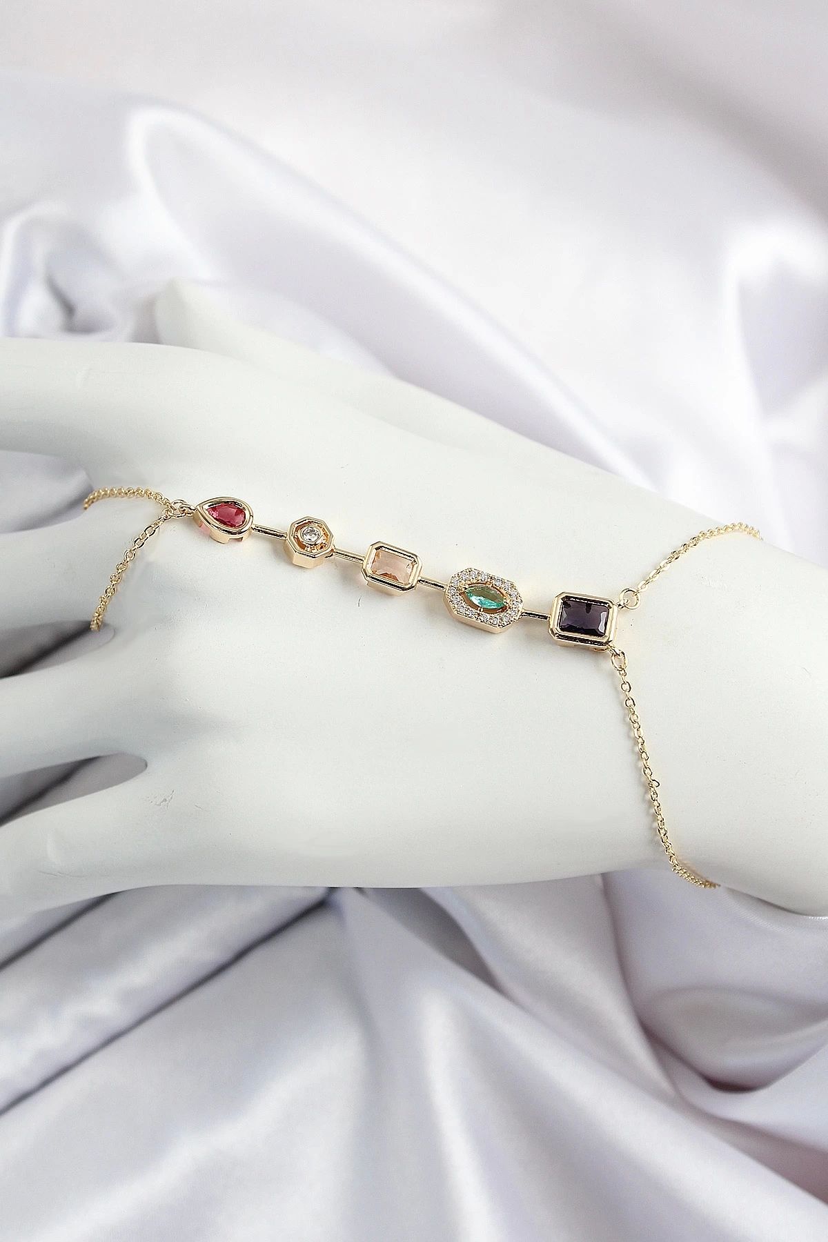 Clariss Pirinç Renkli Zirkon Taşlı Y Model Gold Renk Kadın Şahmeran
